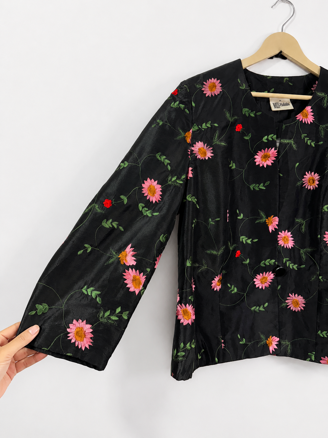 Vintage Noir Bloom Embroidered Jacket
