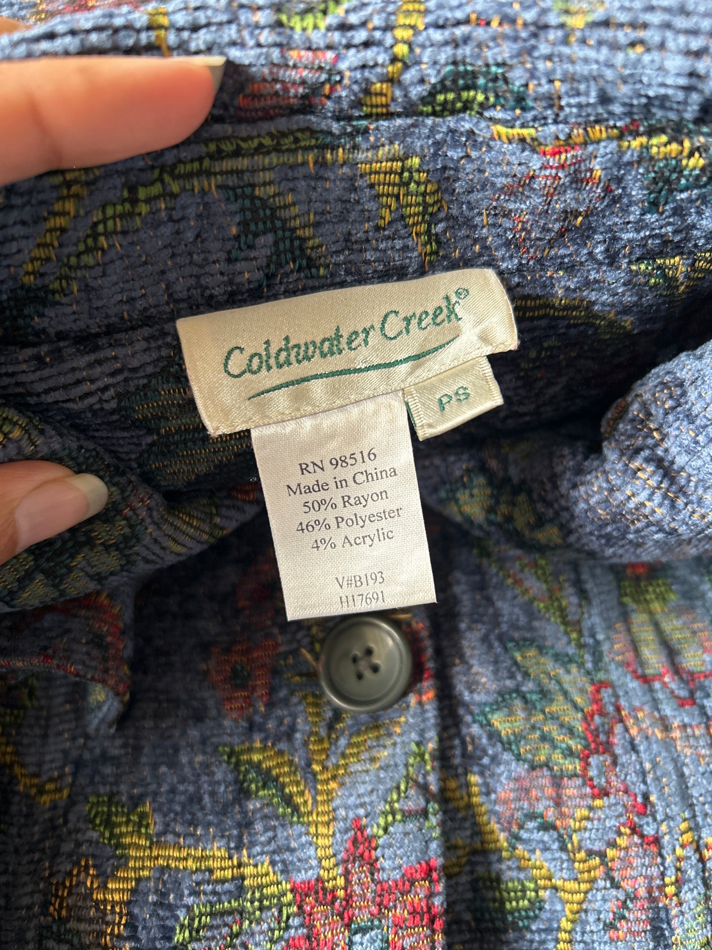 Vintage Coldwater Creek Weaved Shaket