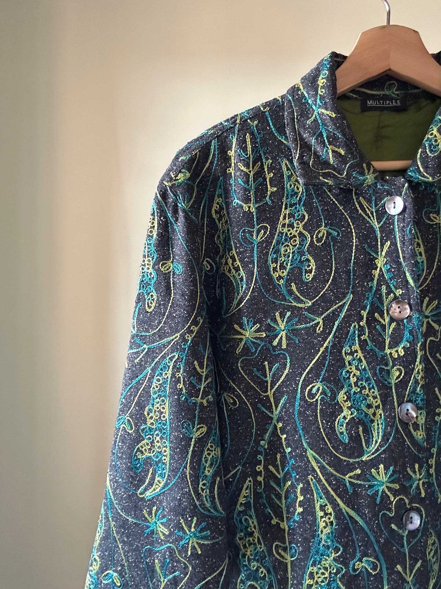 Multiples Vintage All Embroidered Shaket