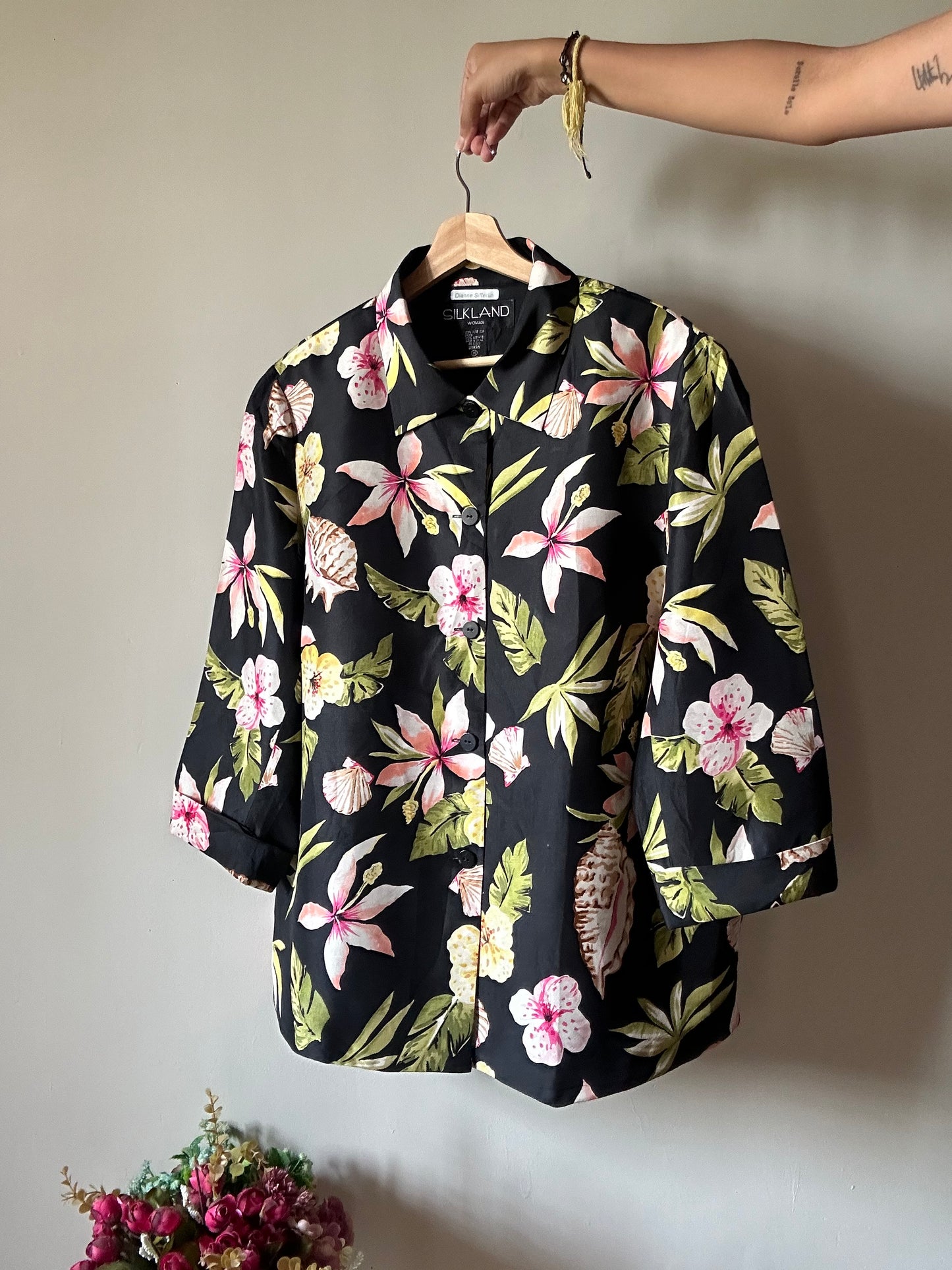 Vintage Silkland Floral Shaket