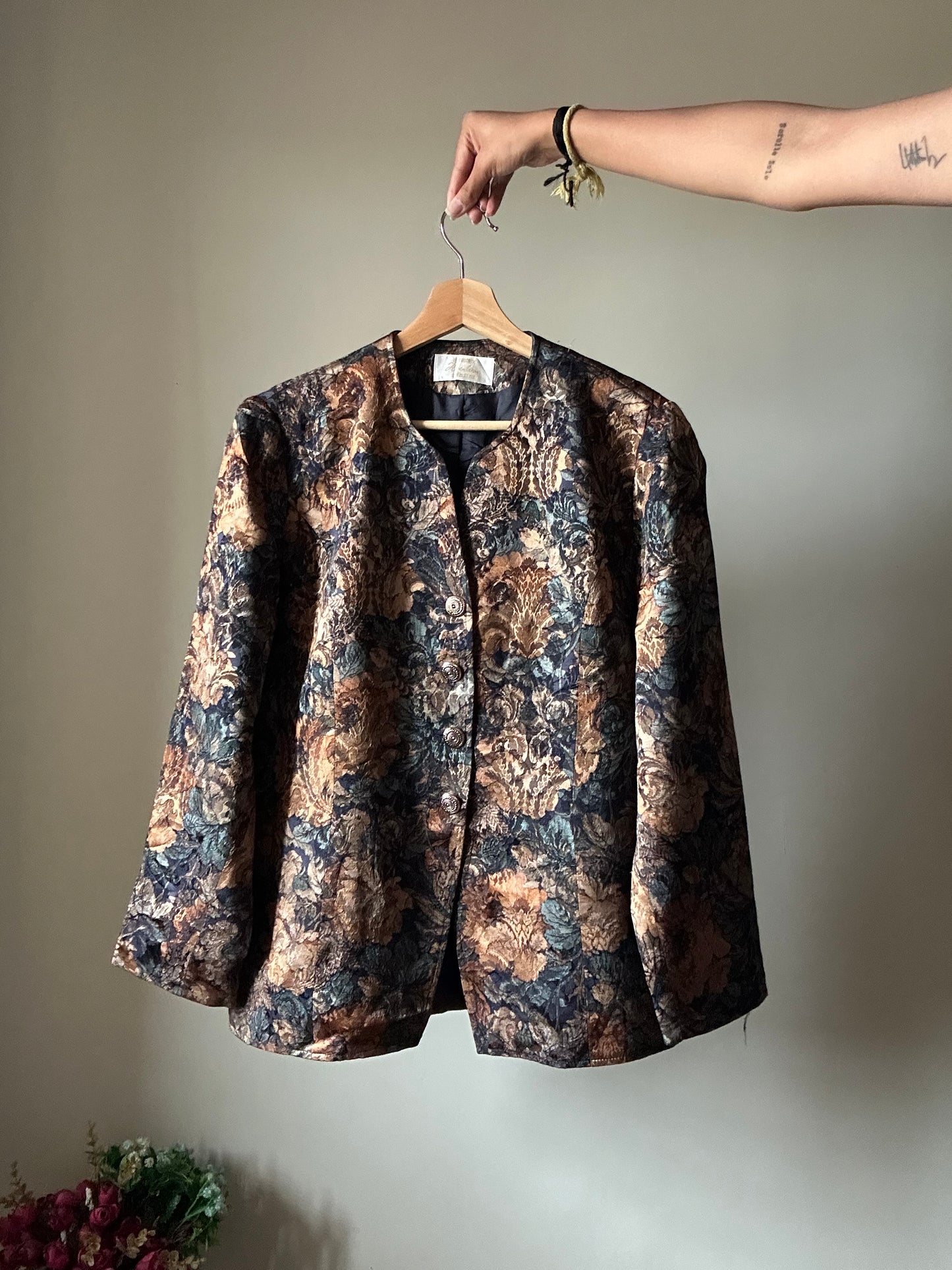 Vintage Heirloom Collection Blazer Style Shaket
