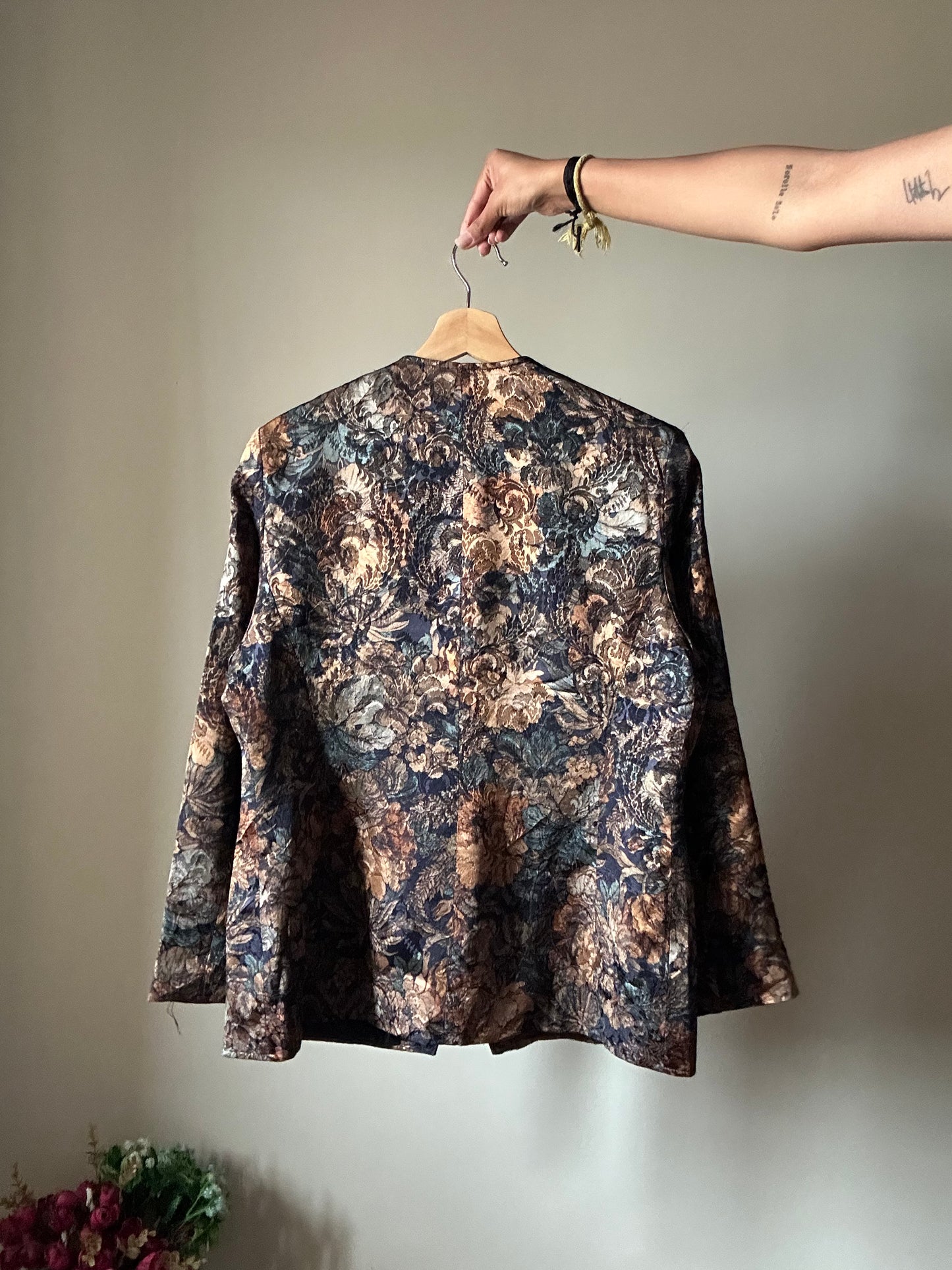 Vintage Heirloom Collection Blazer Style Shaket