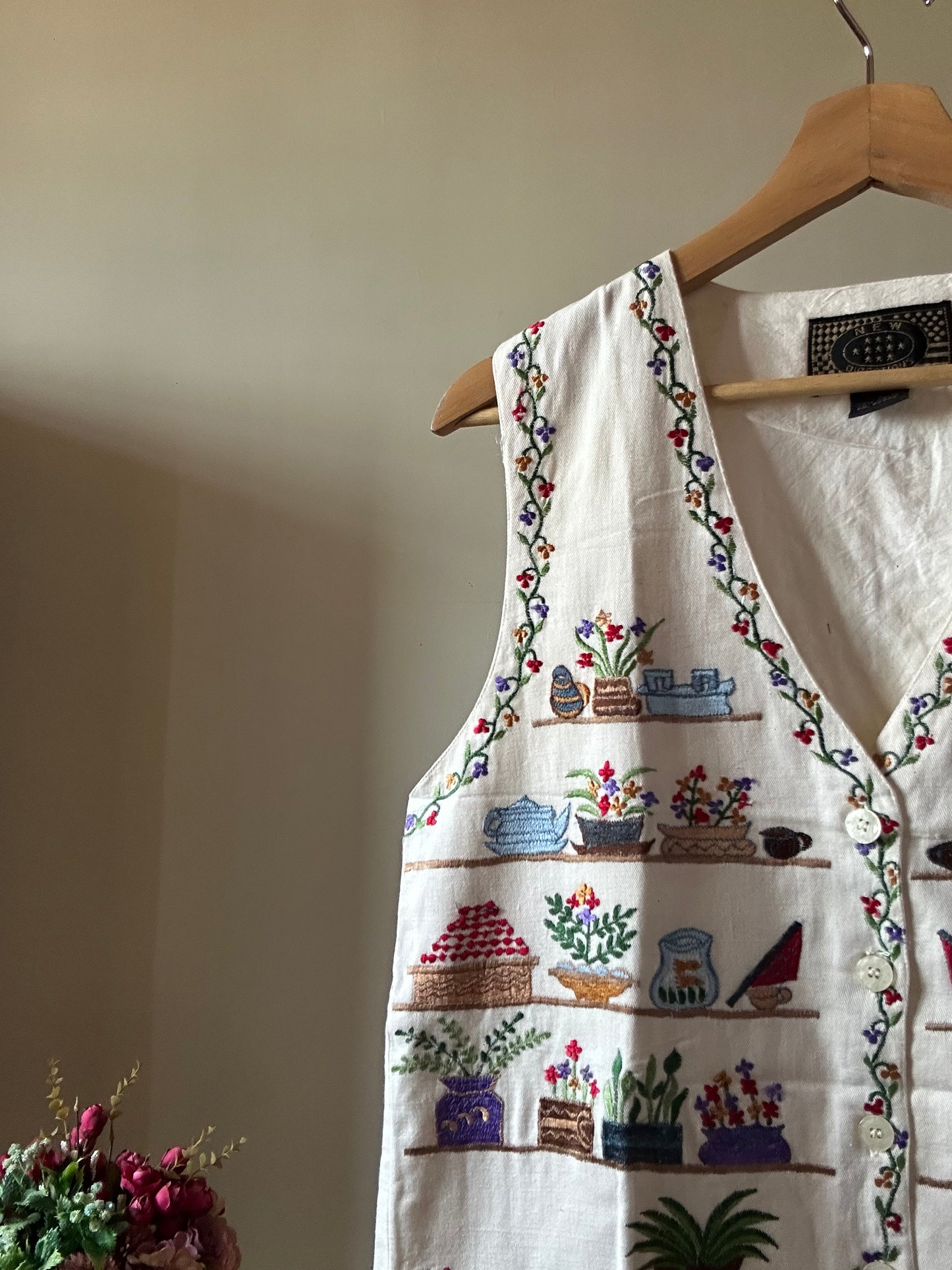 New Directions Vintage All Embroidered Sweet Home Vest