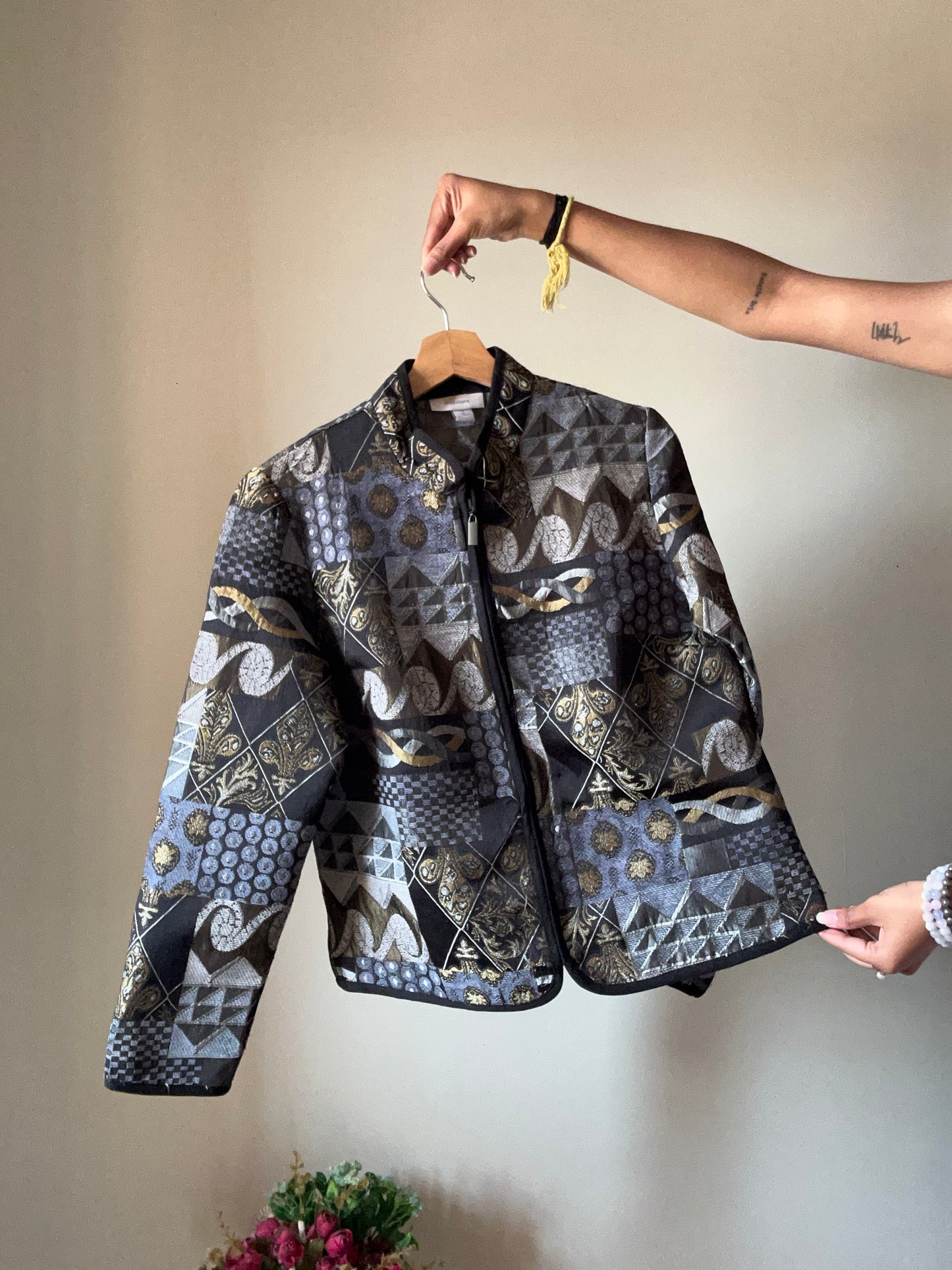 Dressbarn Vintage Shaket
