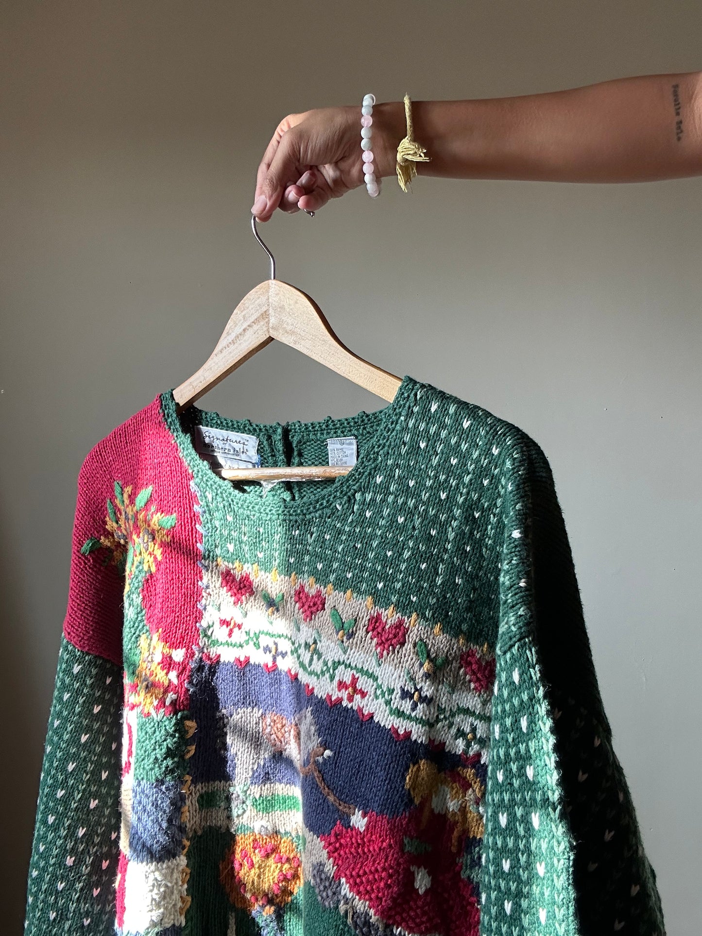 Signatures By Northern Isles Vintage Little House Pullover