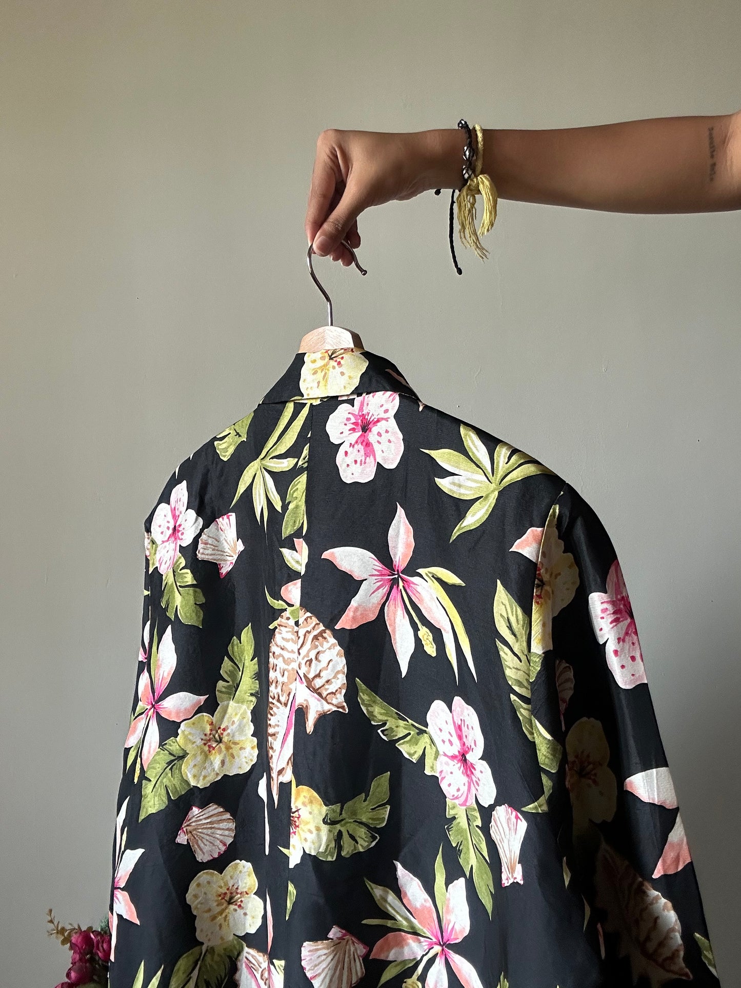 Vintage Silkland Floral Shaket