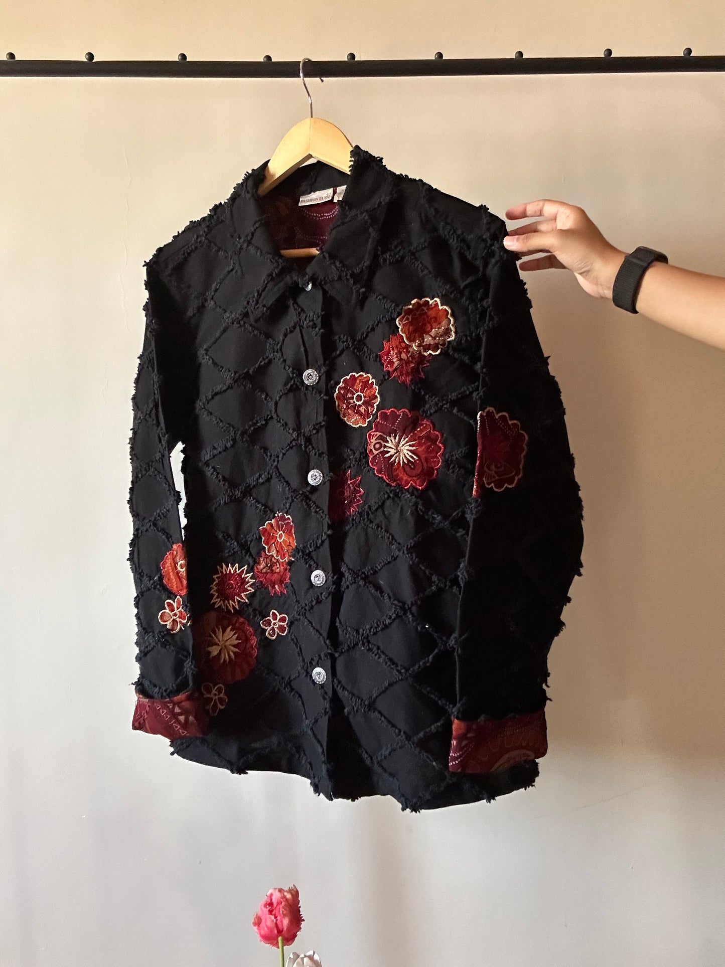 Vintage Fashion Bug Shaket