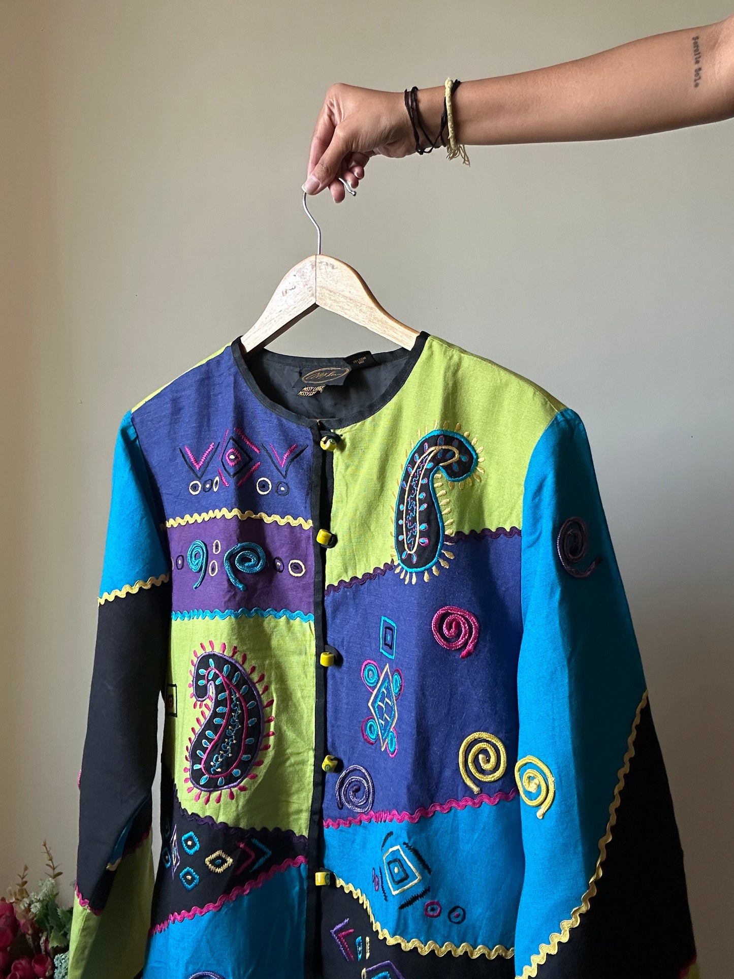 Vintage Alex Ken Embroiled Shaket