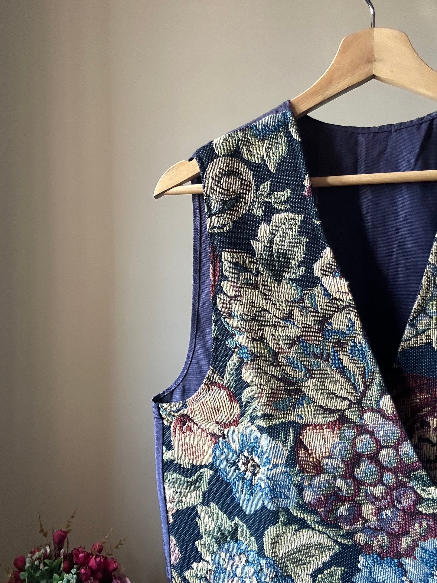 Vintage Fruit Jacquard Vest
