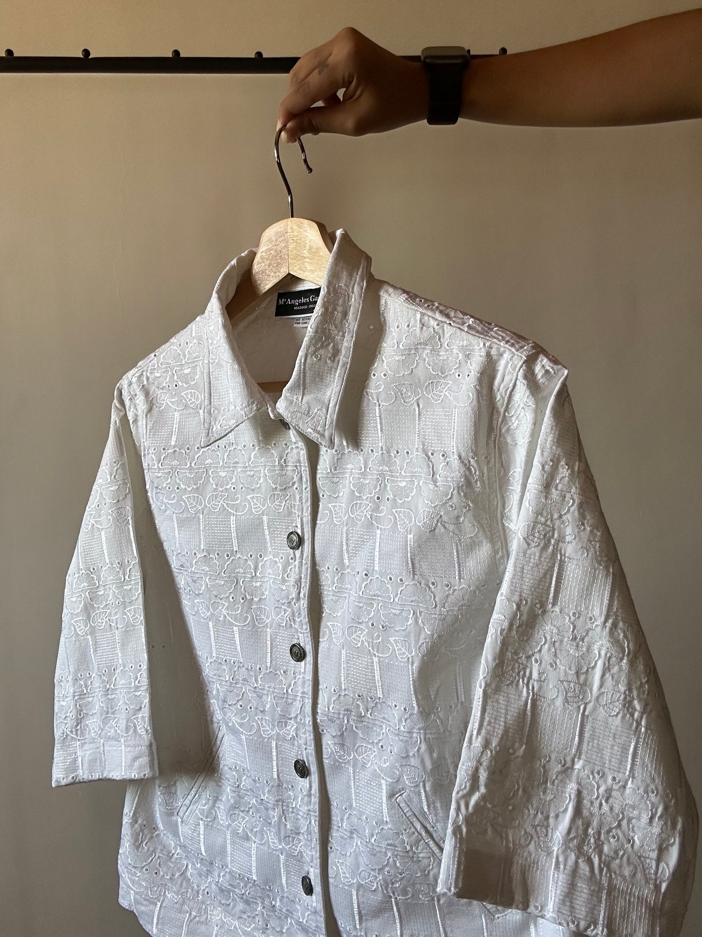 Vintage Ma Angeles garcía Embroidered Shaket