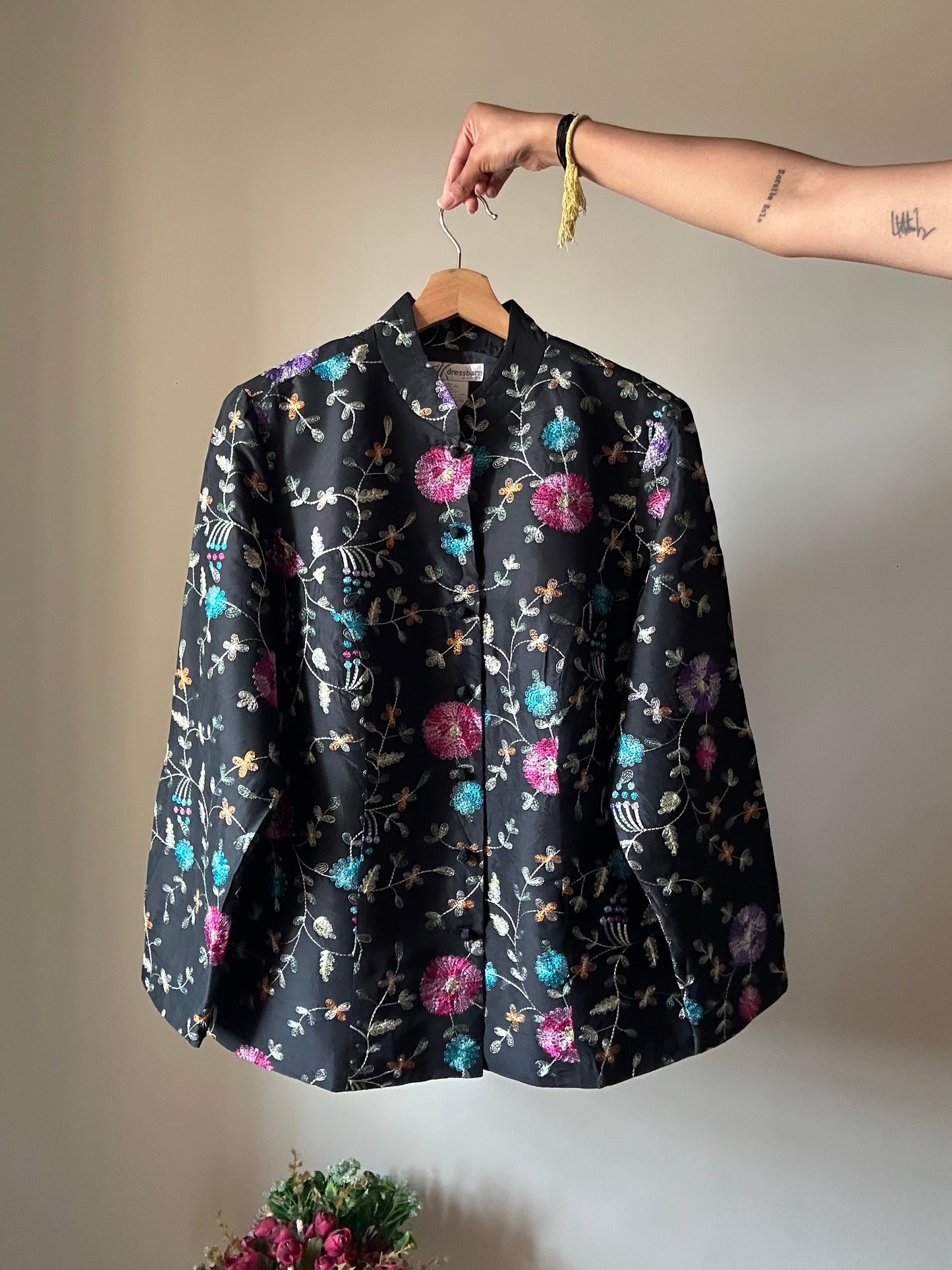 Vintage Dressbarn All Embroidered Shaket