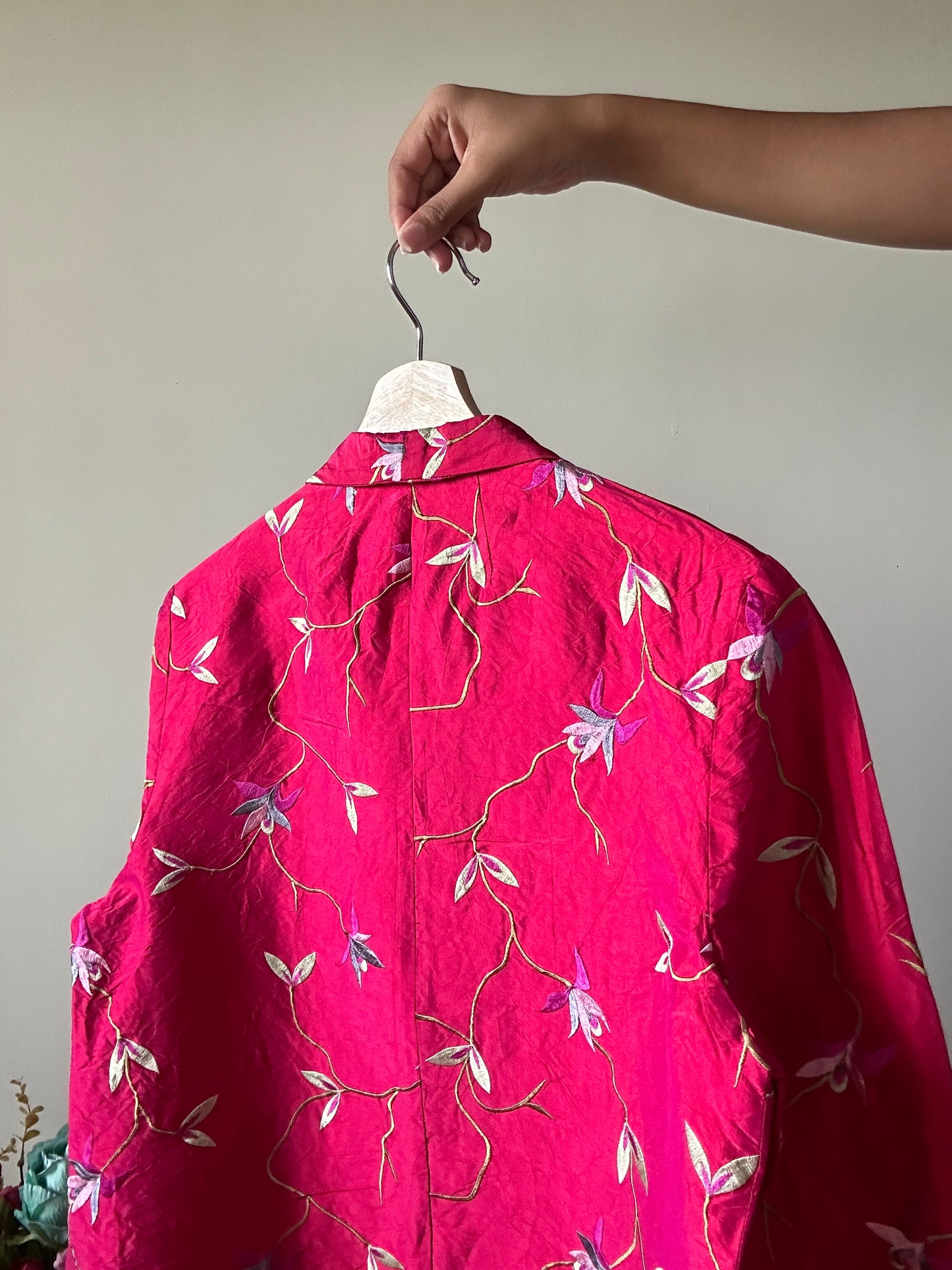 Silke Tuchirad Vintage All Embroidered Shaket