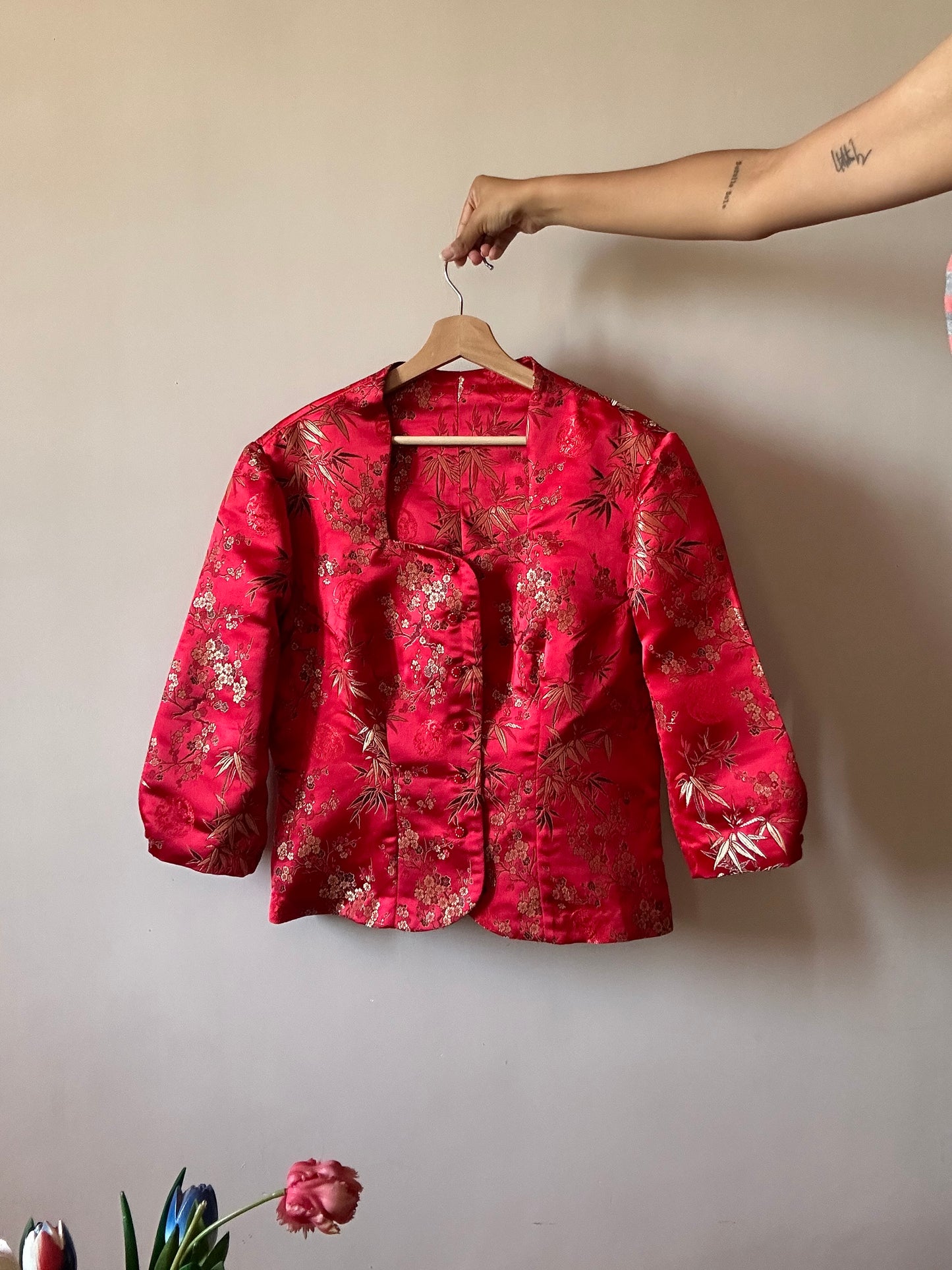 Vintage Asian Brocade Red Shaket