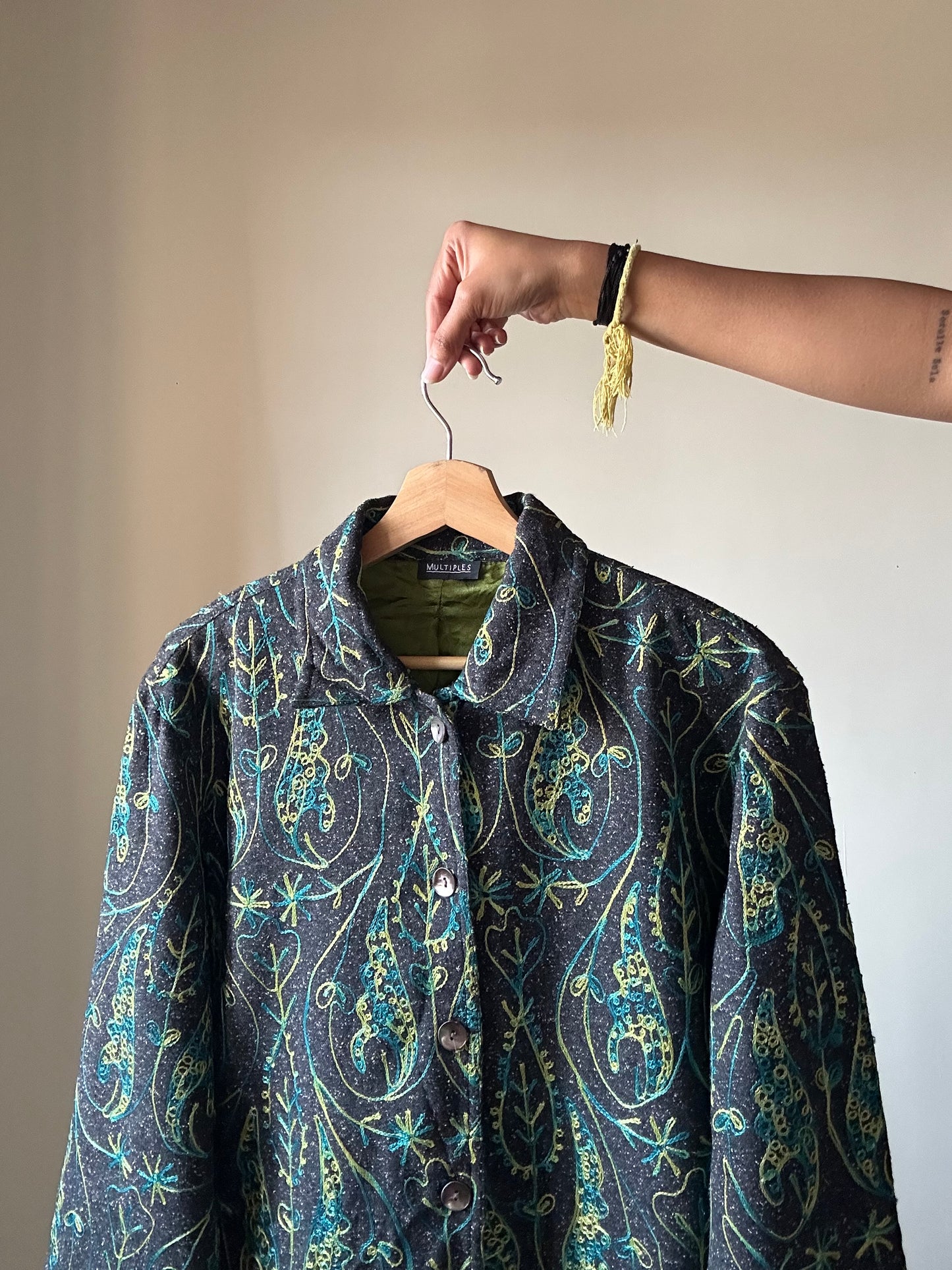 Multiples Vintage All Embroidered Shaket
