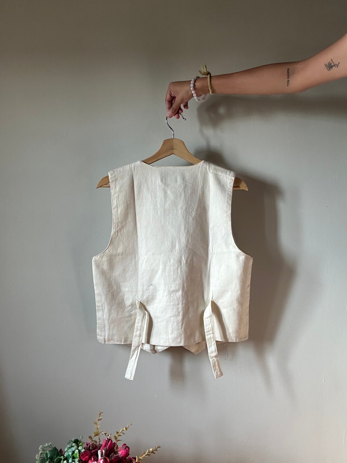 New Directions Vintage All Embroidered Sweet Home Vest