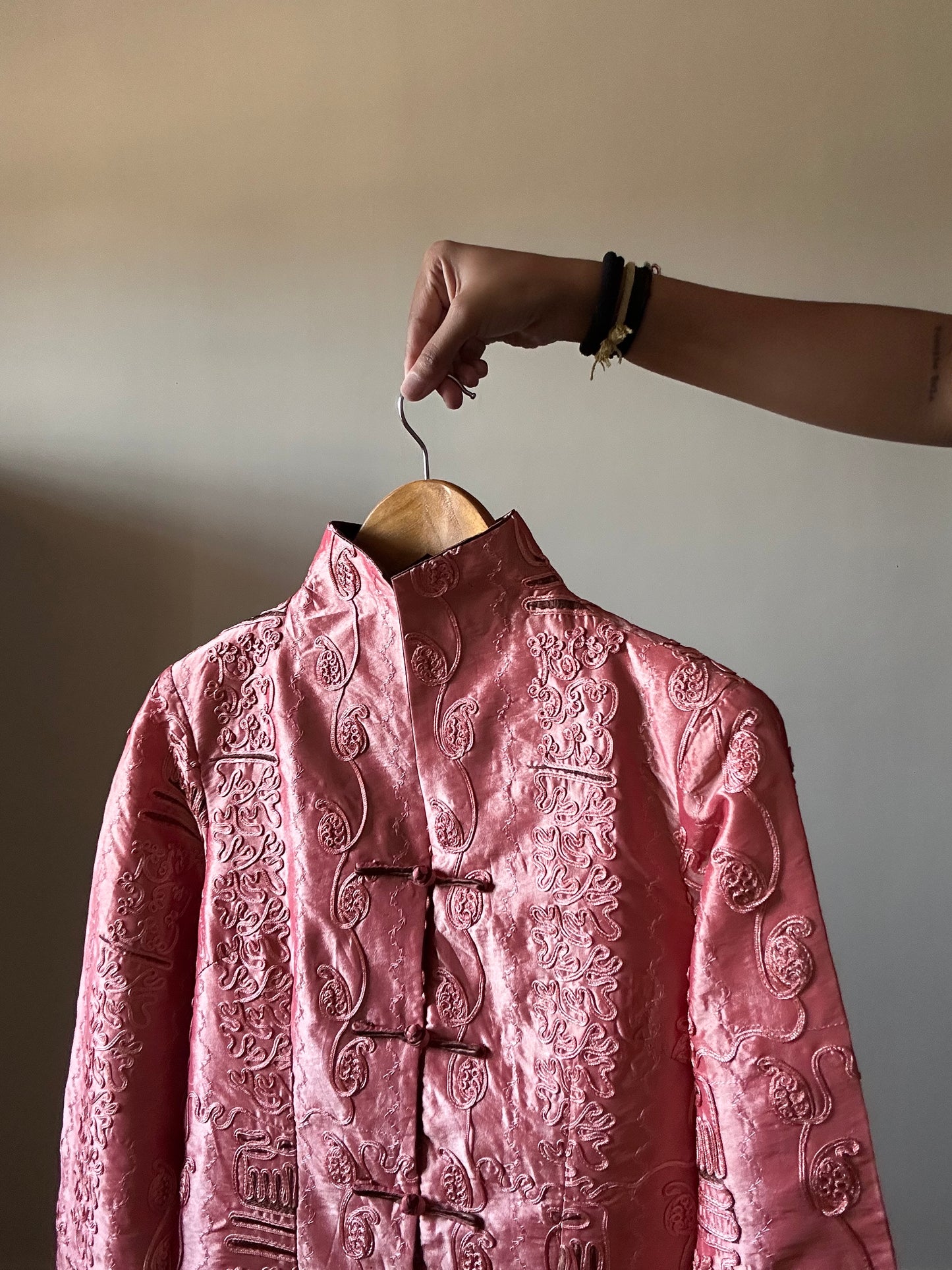 Miniye Vintage Embroidered Shaket