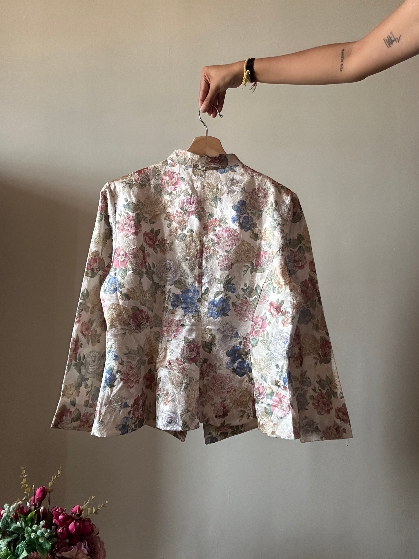 Vera Mont France Vintage Shaket