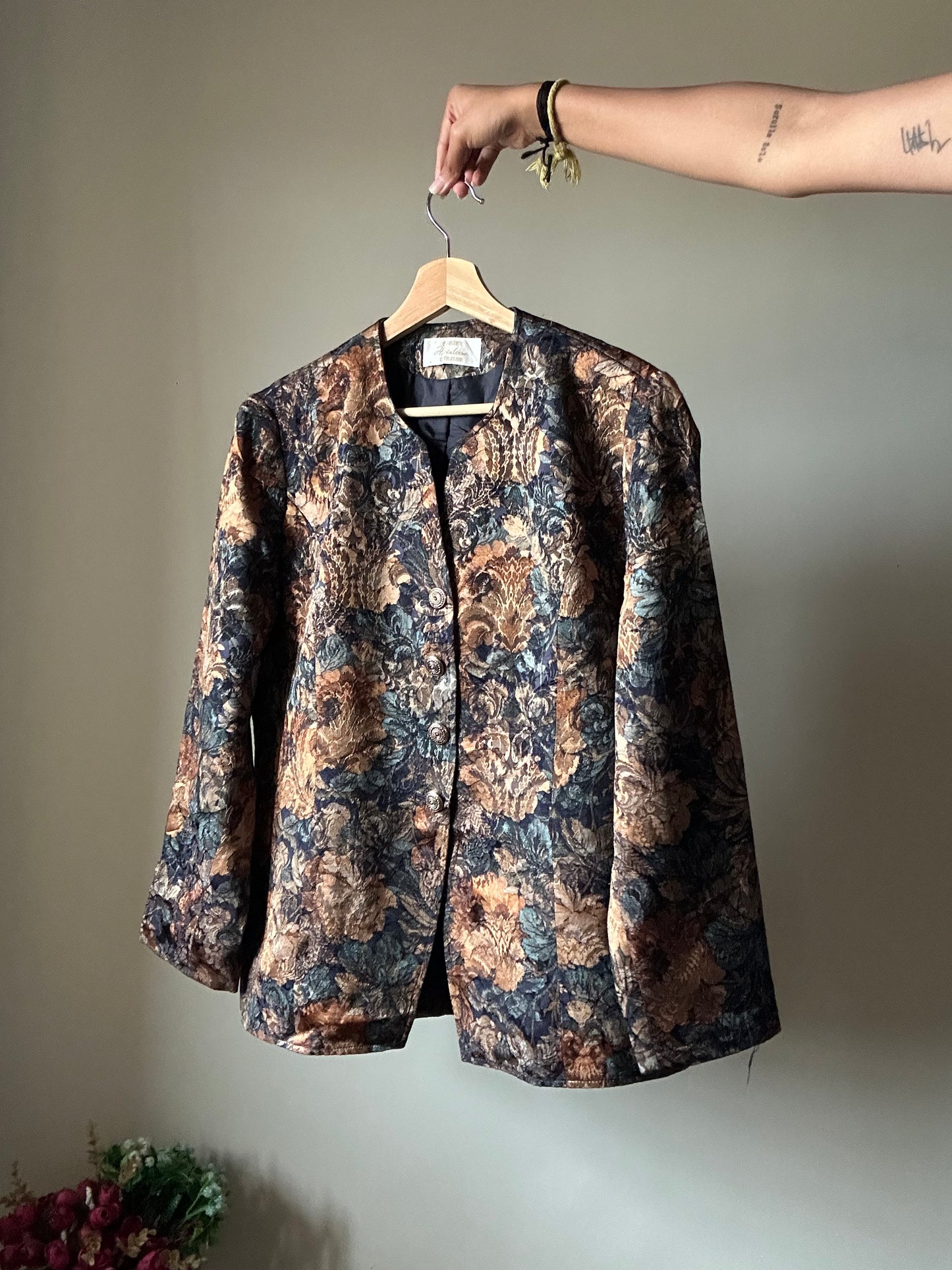Vintage Heirloom Collection Blazer Style Shaket