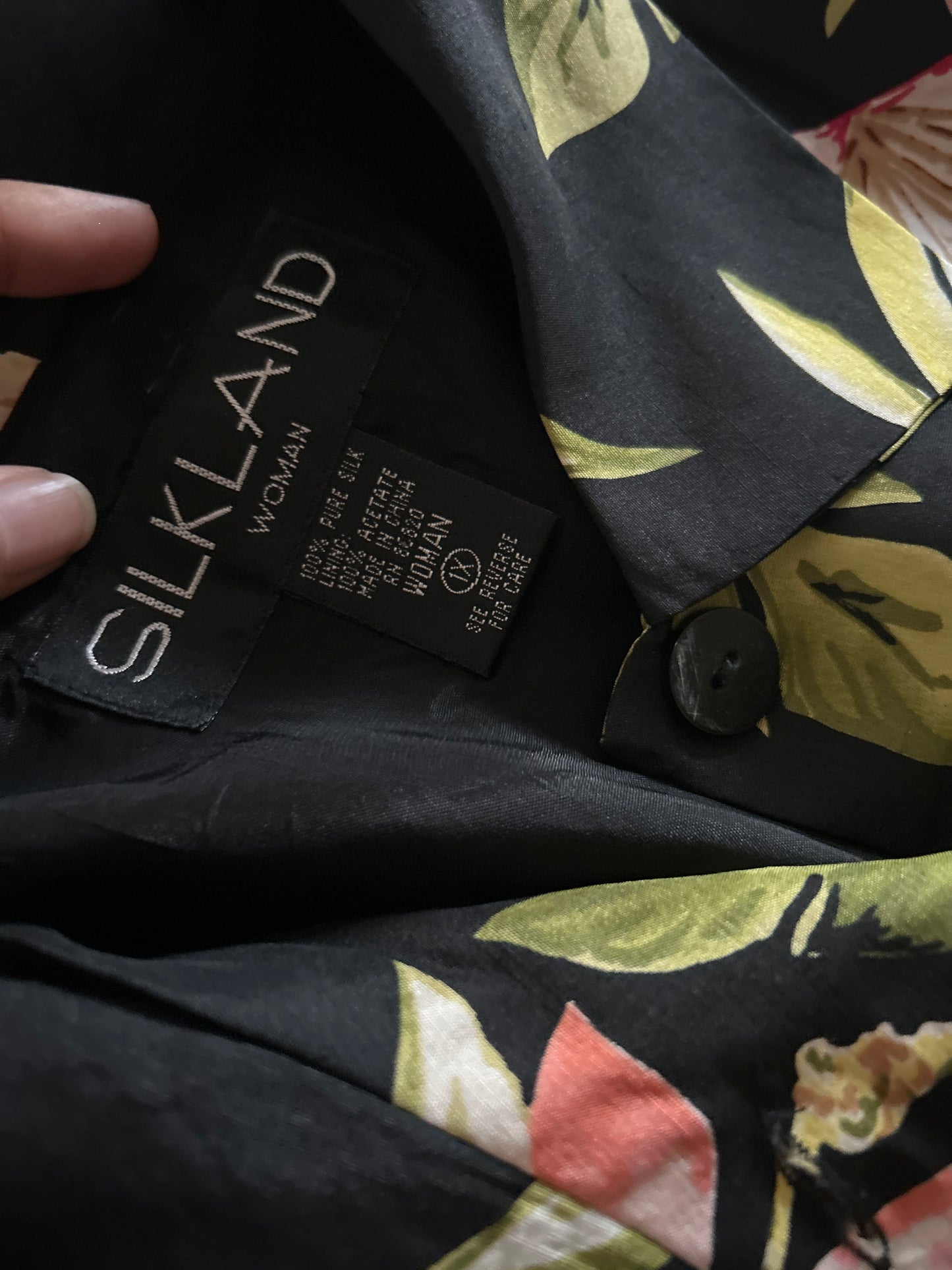 Vintage Silkland Floral Shaket