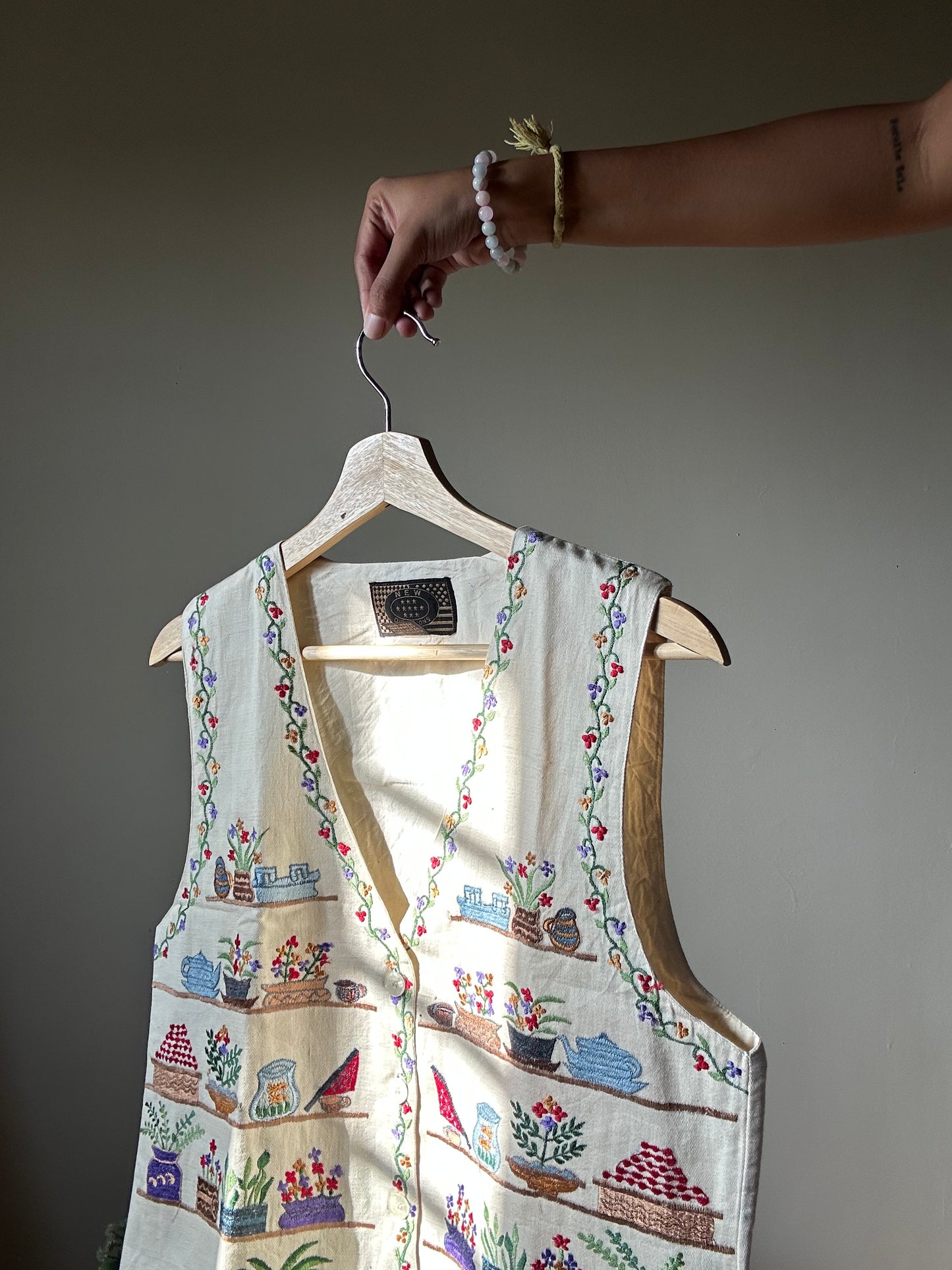 New Directions Vintage All Embroidered Sweet Home Vest