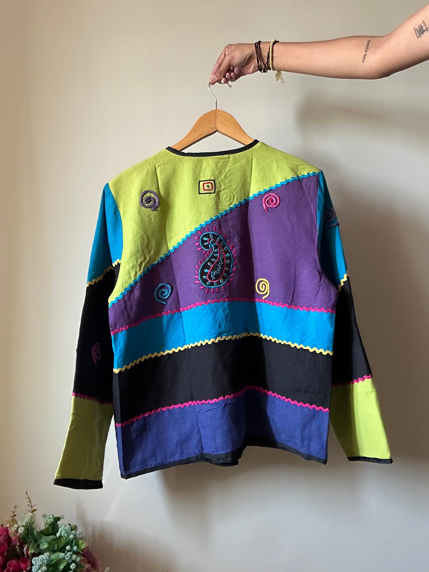 Vintage Alex Ken Embroiled Shaket