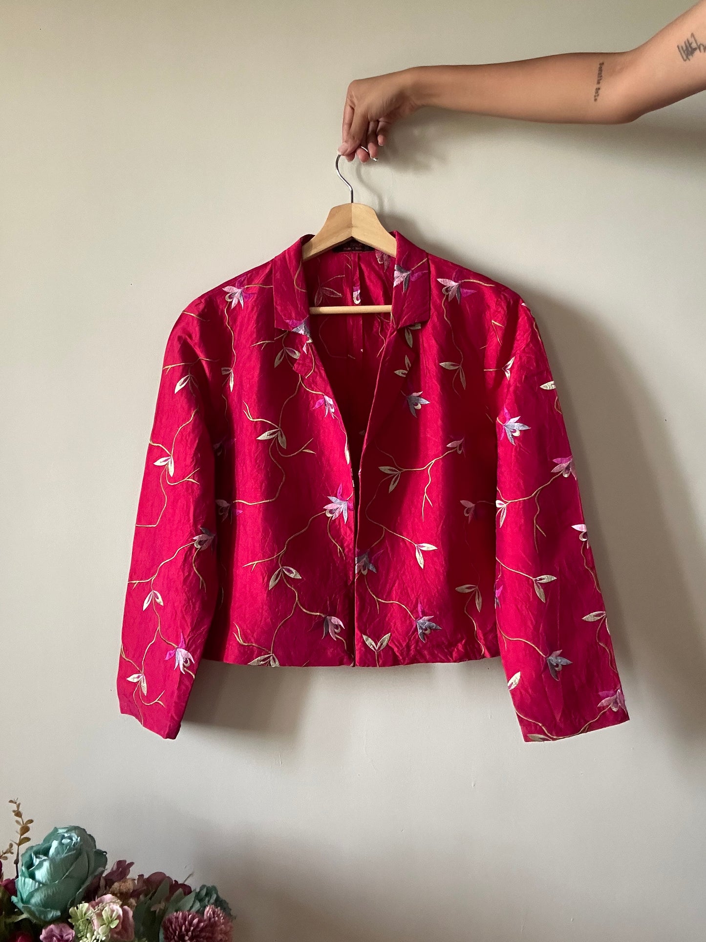 Silke Tuchirad Vintage All Embroidered Shaket