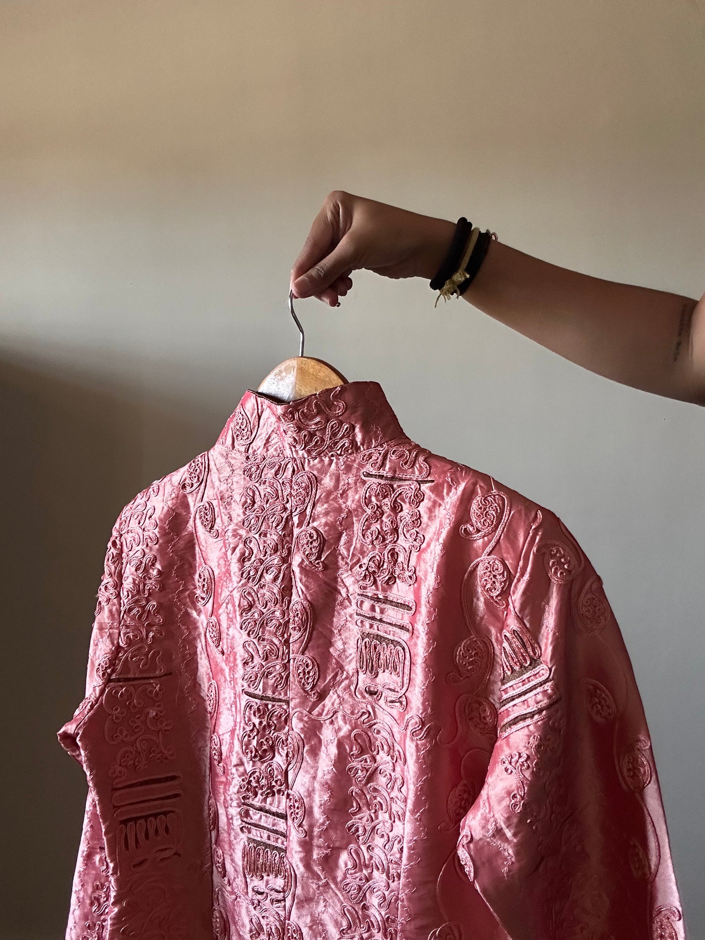 Miniye Vintage Embroidered Shaket