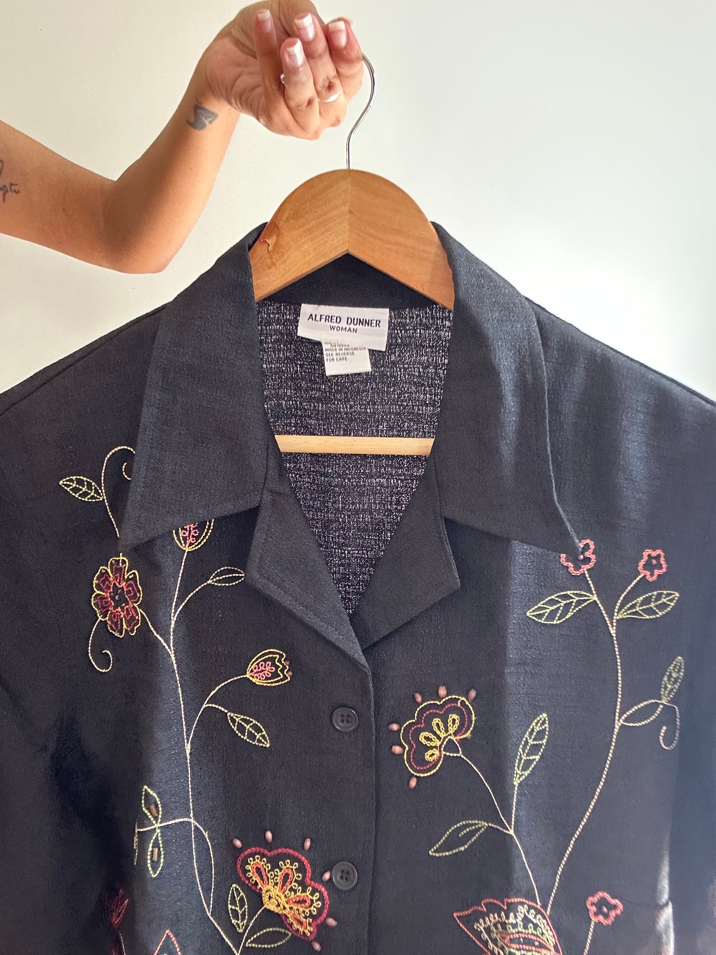 Alfred Dunner Vintage Embroidered Shirt