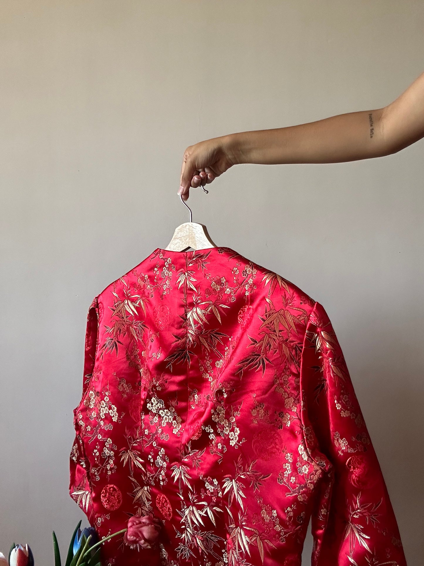 Vintage Asian Brocade Red Shaket