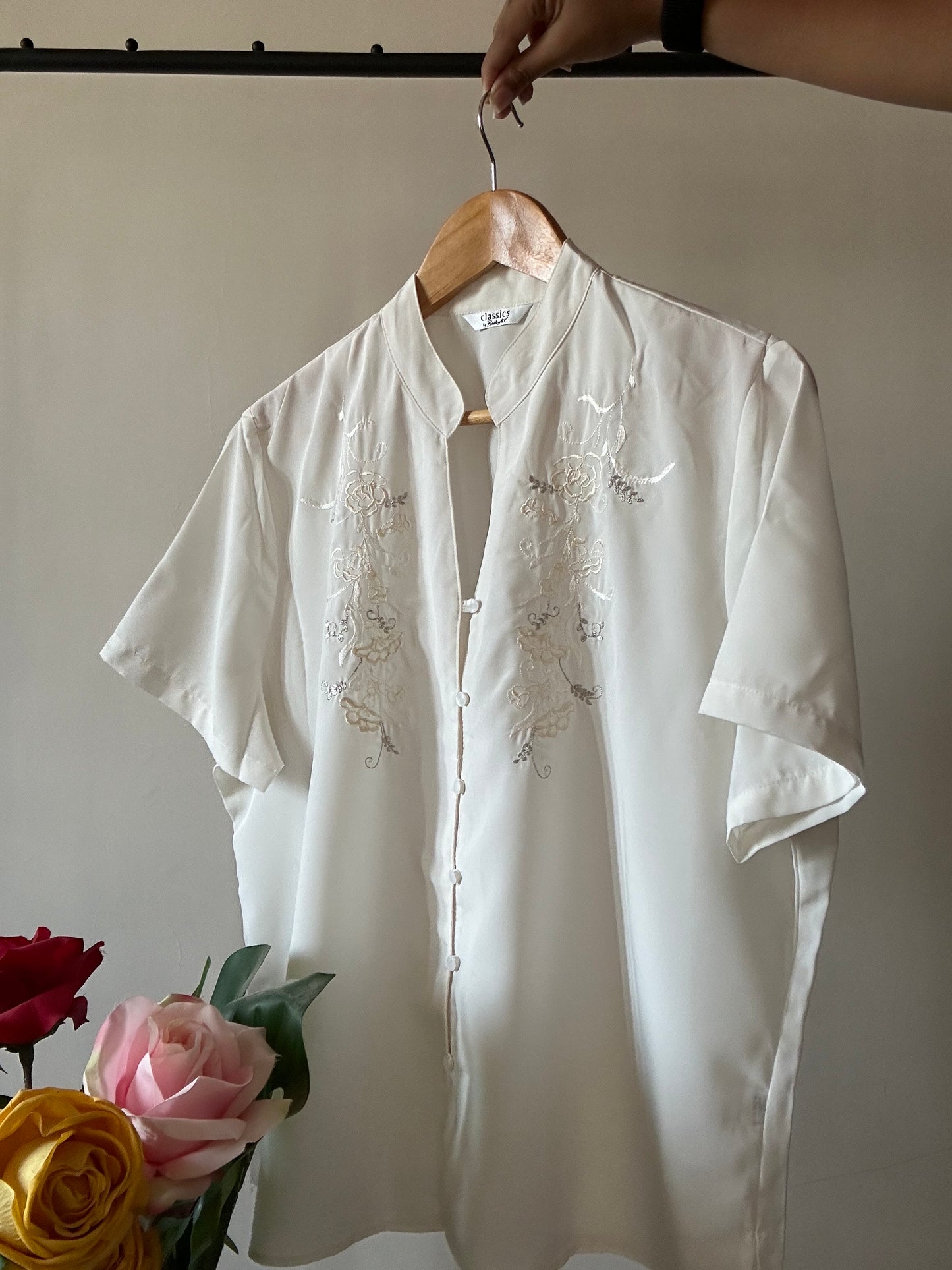 Chinese Neckline Vintage Embroidery Shirt