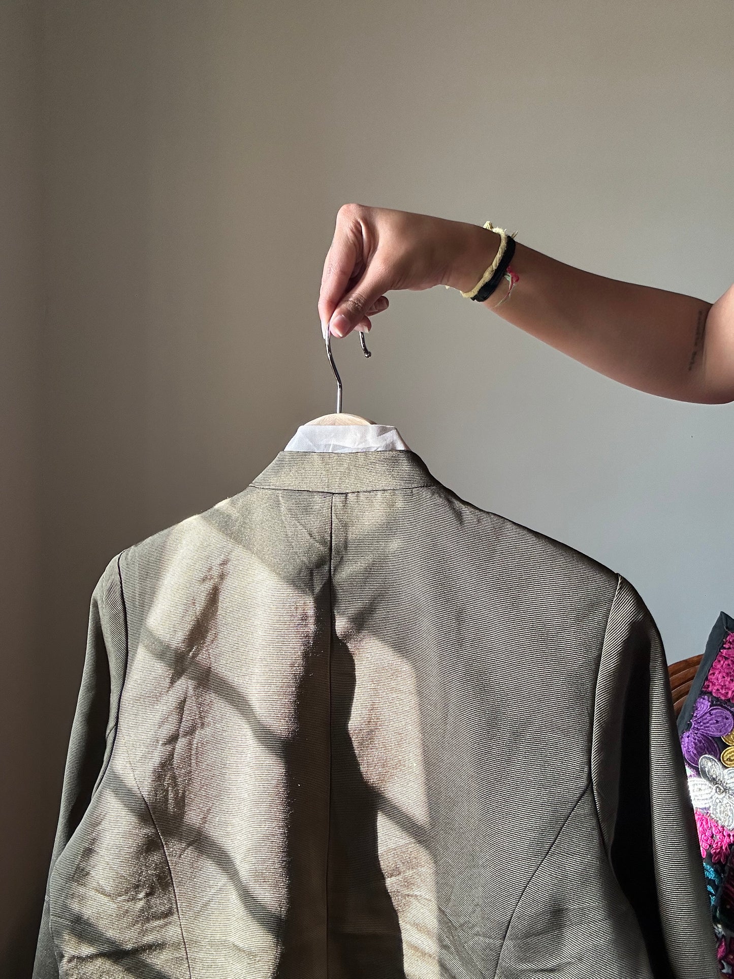 Victor Costa Vintage Shaket With Embroidery