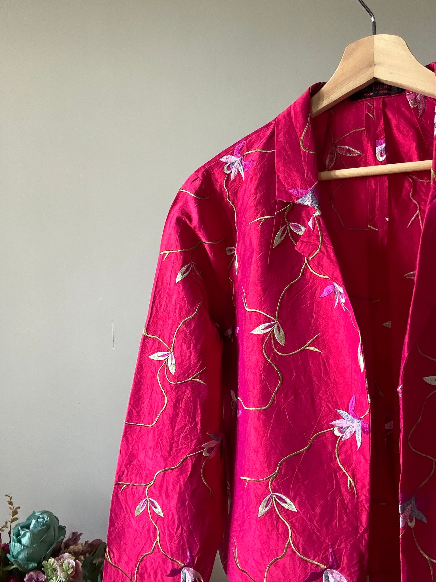 Silke Tuchirad Vintage All Embroidered Shaket