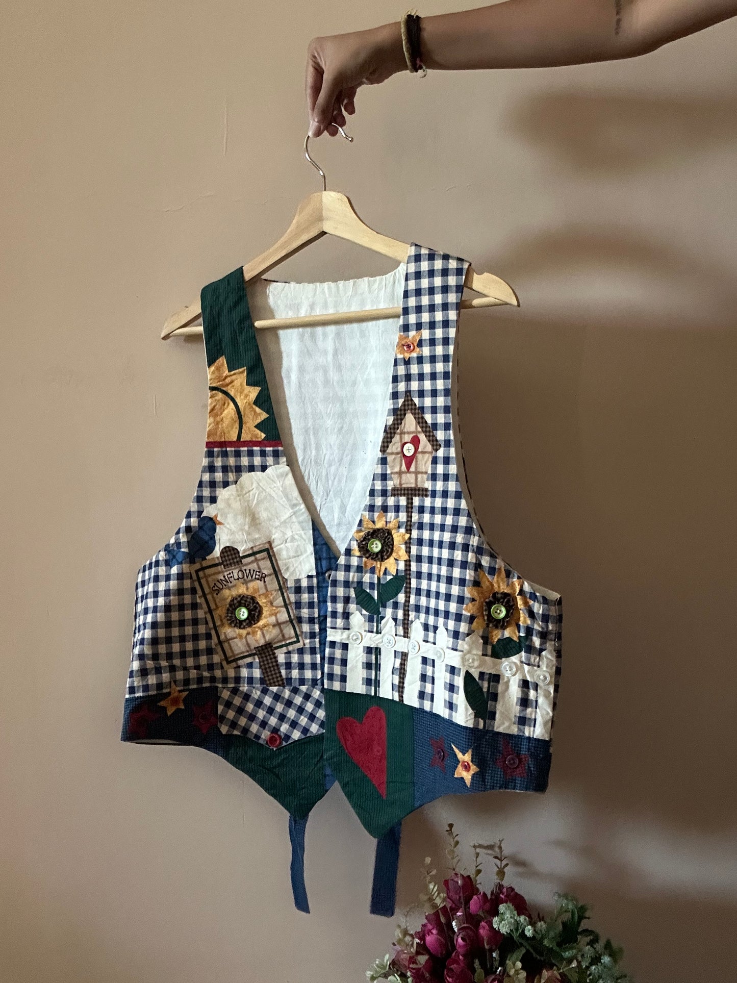 Cute Vintage Cotton Fabric Flower and Button Detail Vest
