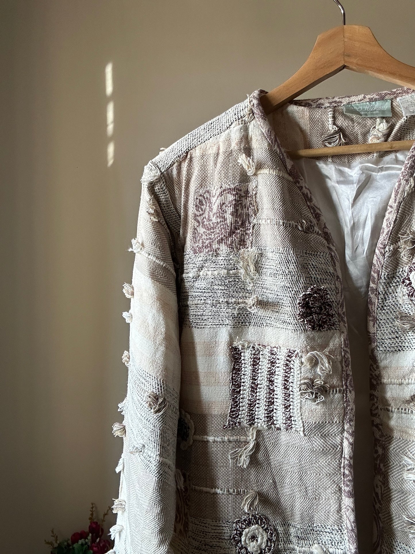Vintage 220 Hickoy All Weaved and Embroidered Shaket