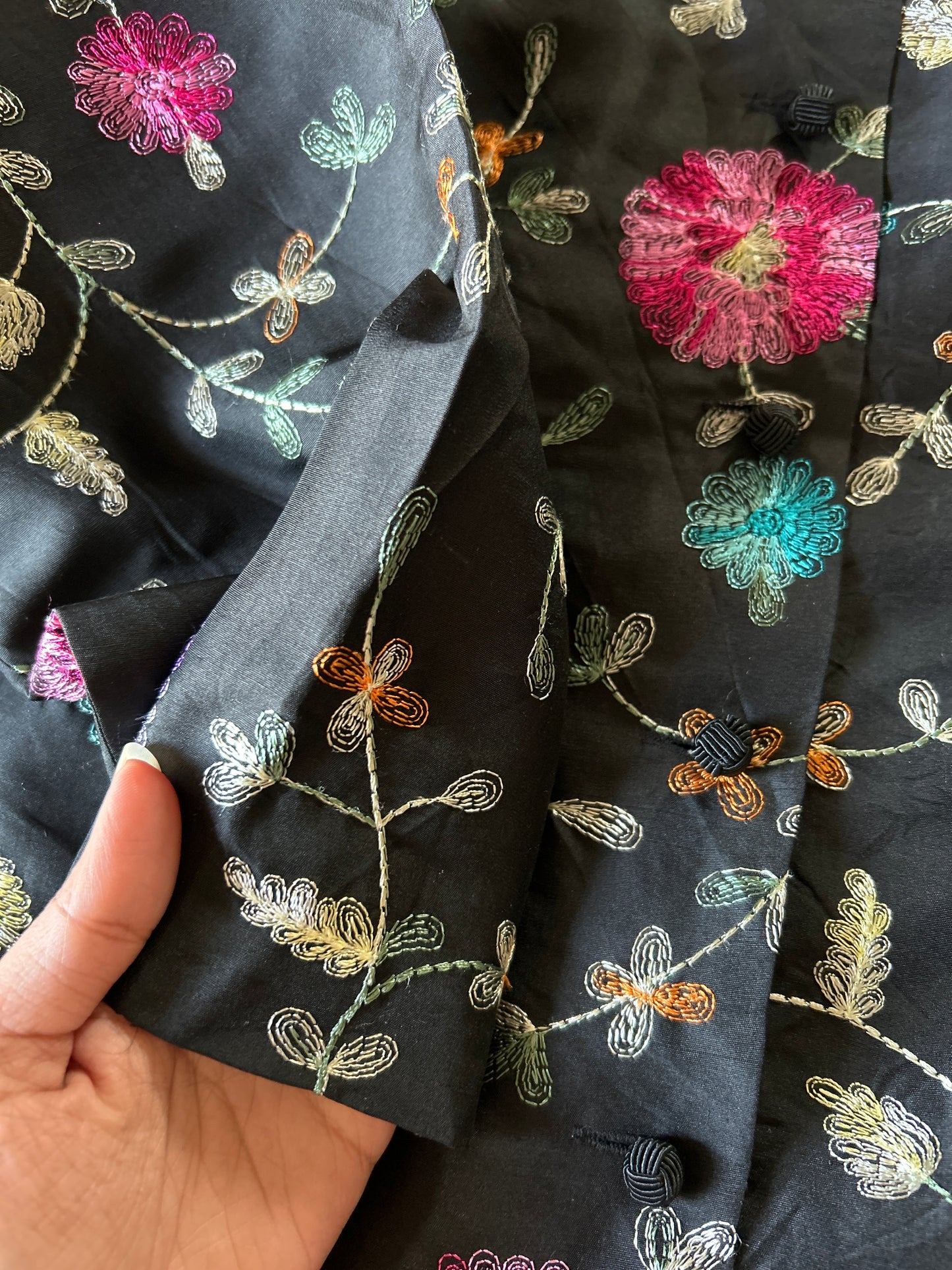 Vintage Dressbarn All Embroidered Shaket