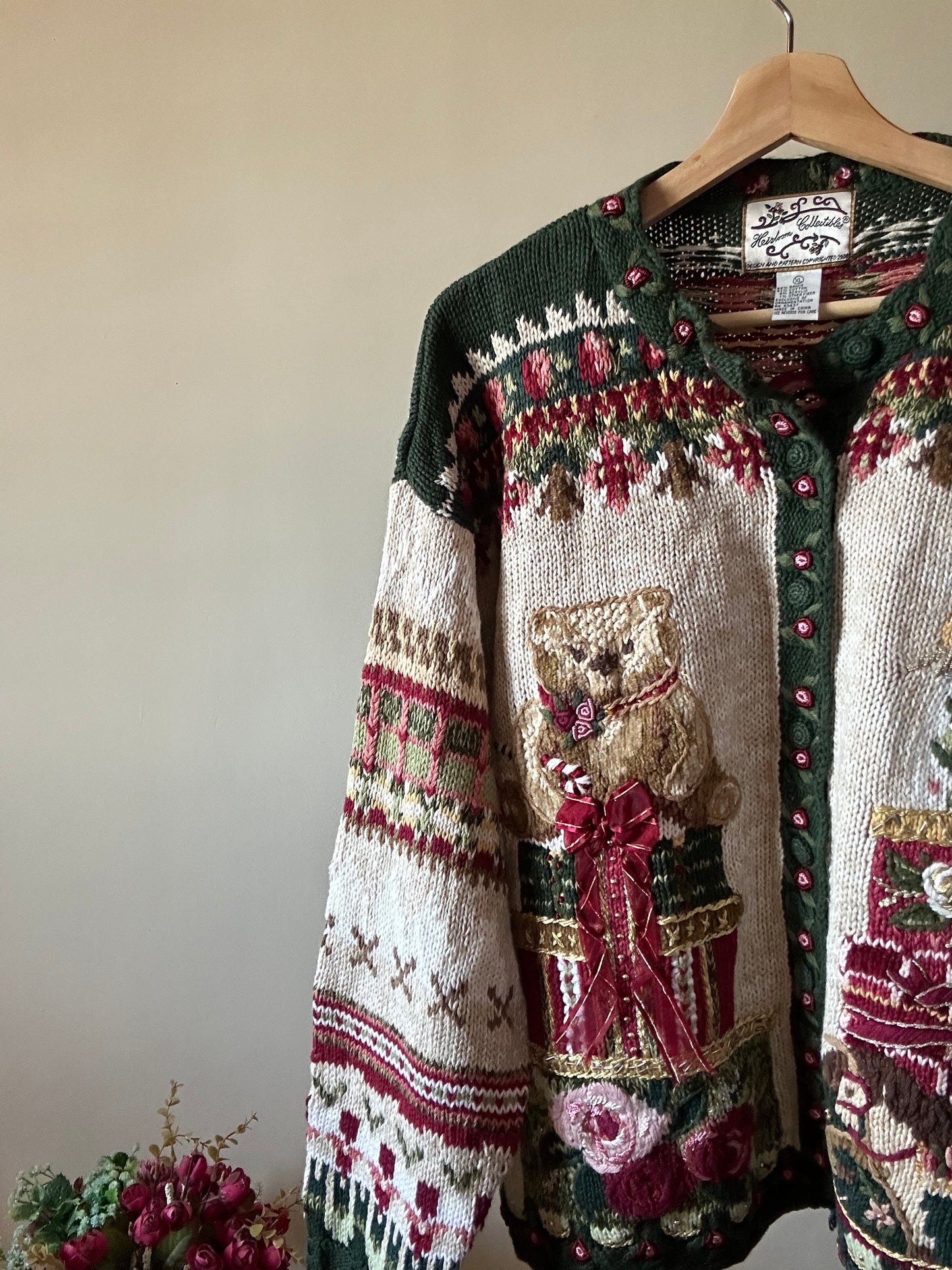Vintage Heirloom Collectables Happy Gift Knit Cardigan