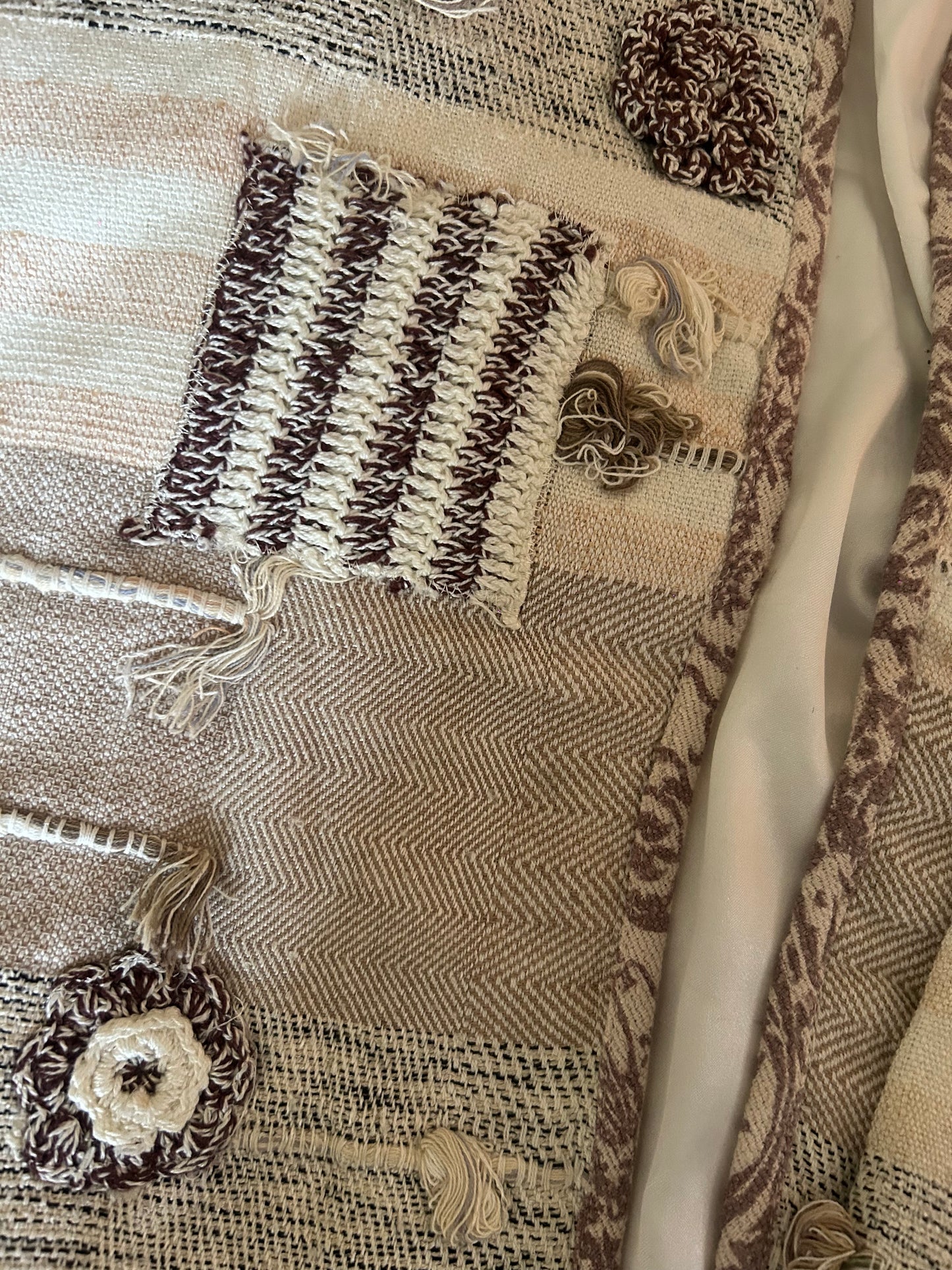 Vintage 220 Hickoy All Weaved and Embroidered Shaket