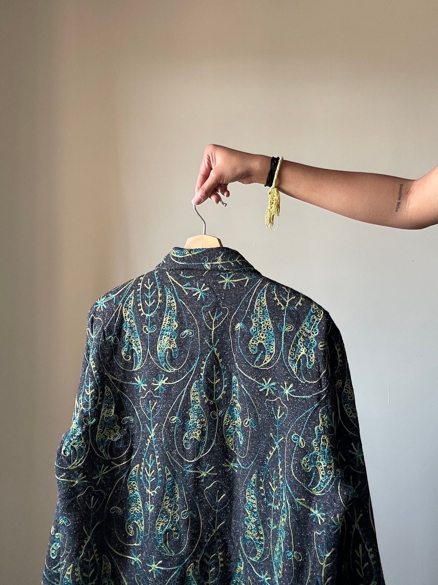 Multiples Vintage All Embroidered Shaket