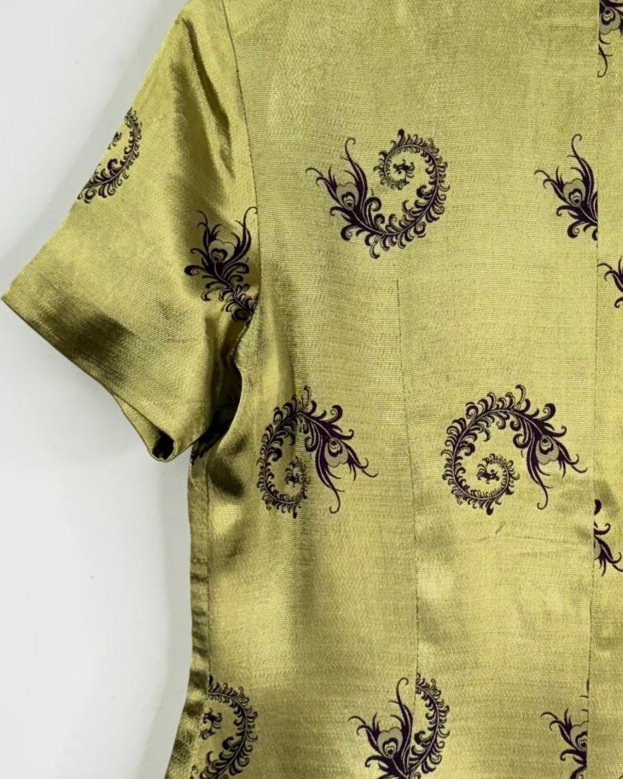 Vintage Paisley Mandarin Collar Frog Closure Shaket