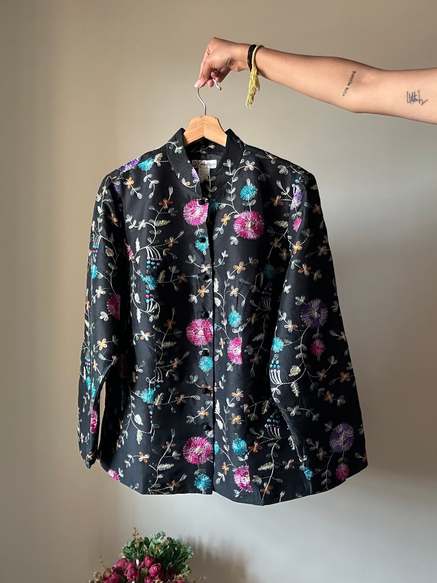 Vintage Dressbarn All Embroidered Shaket