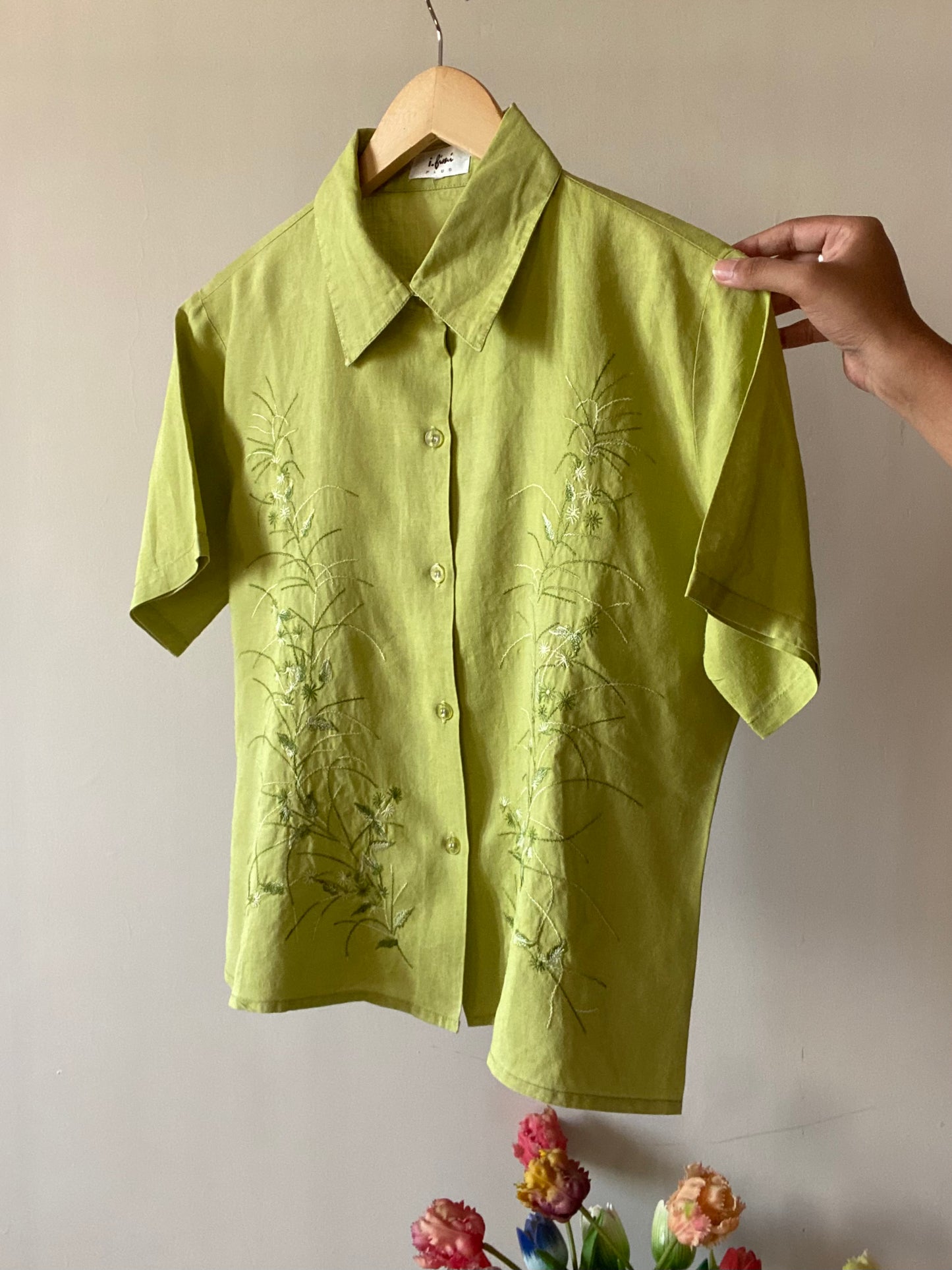 Leaf Embroidered Linen Vintage Shirt