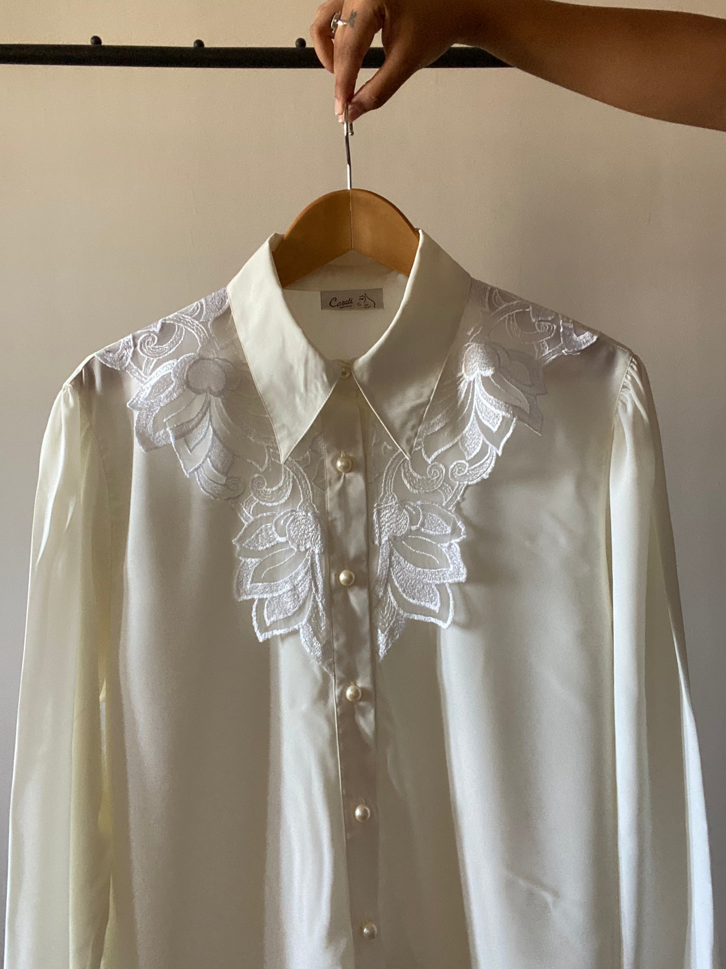 Vintage Lace Collar Detail Shirt