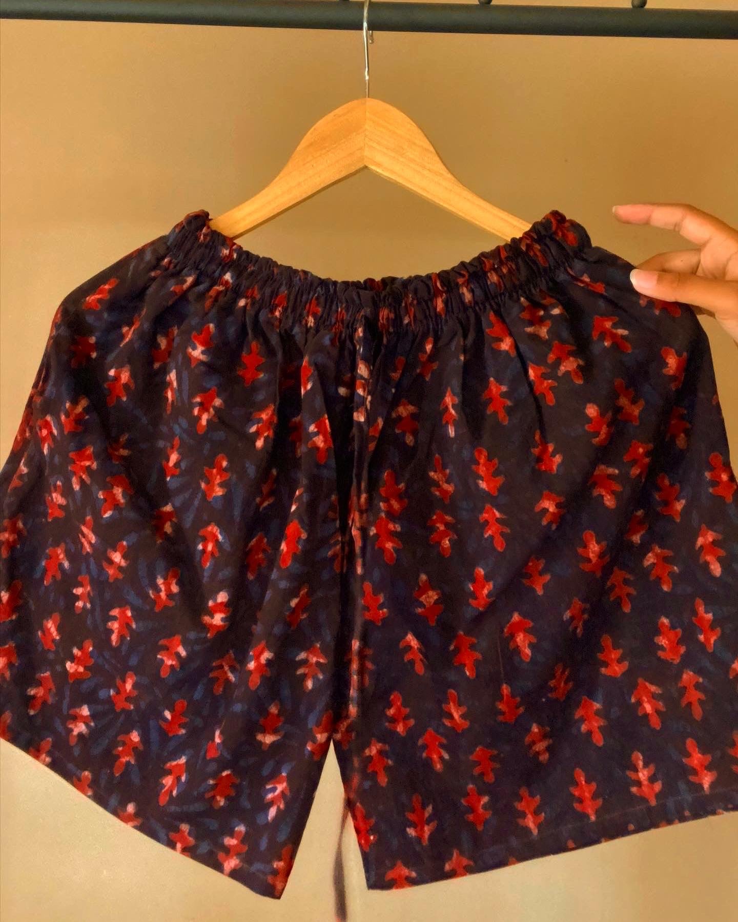Drawstring Handprinted Shorts