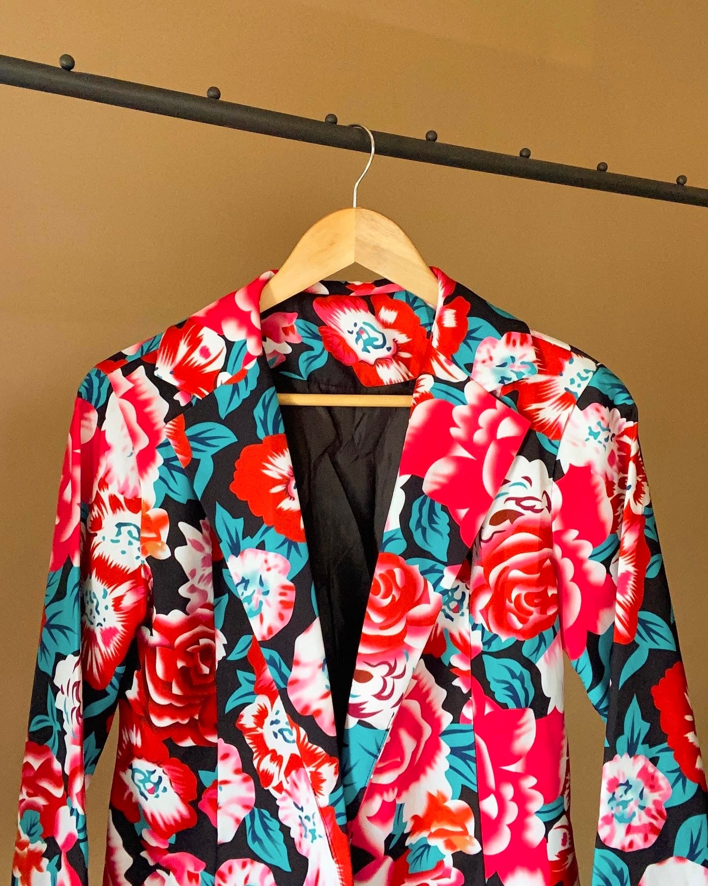 Vintage Rose Print Blazer