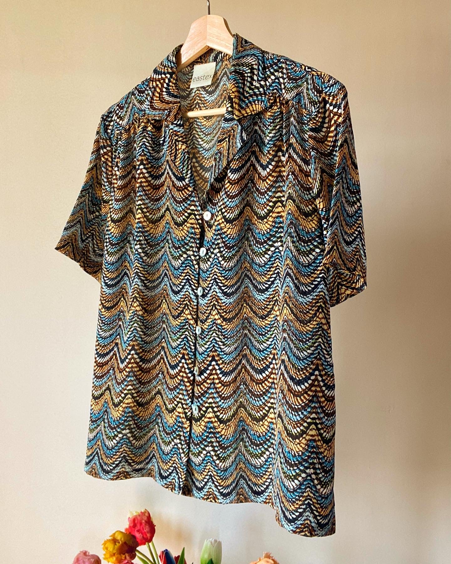 Abstract Line Print Vintage Shirt