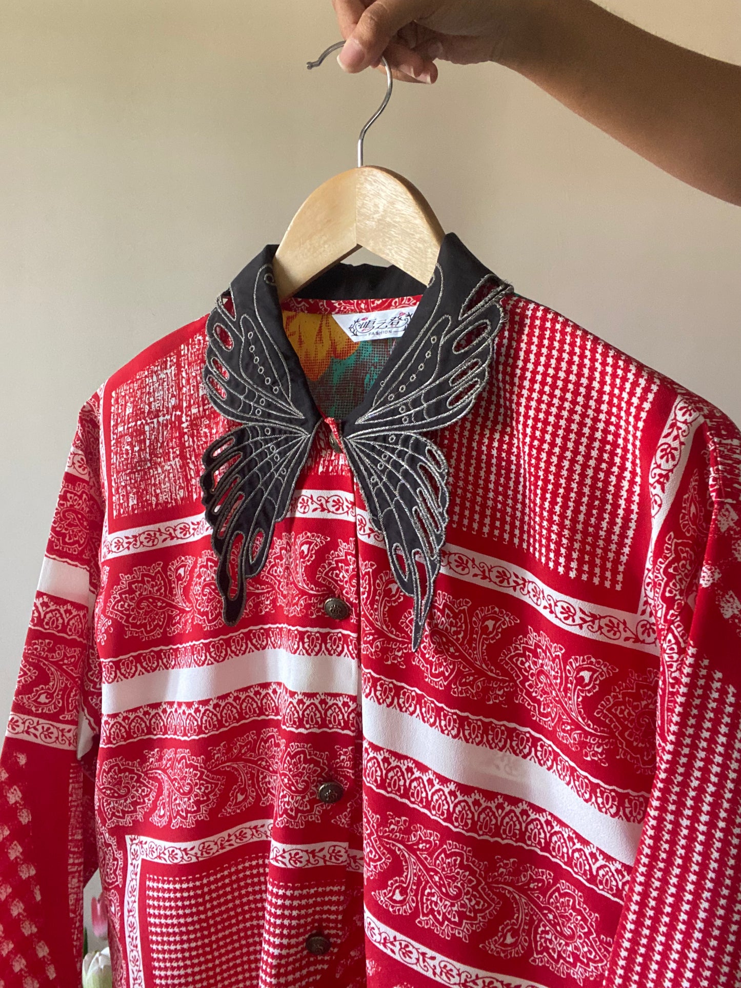 Beautiful Collar Vintage Shirt