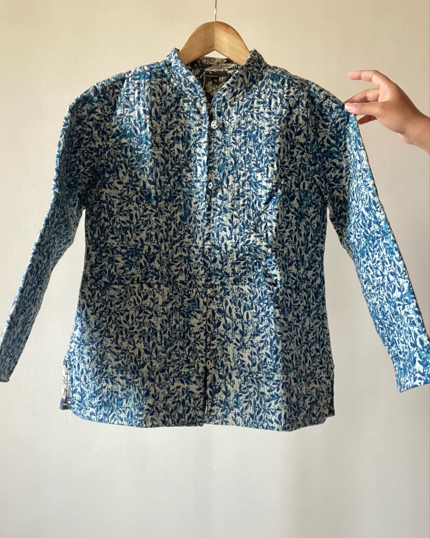 Blue Multi Leaf Motif Block Print Reversible Cotton Quilted Jacket