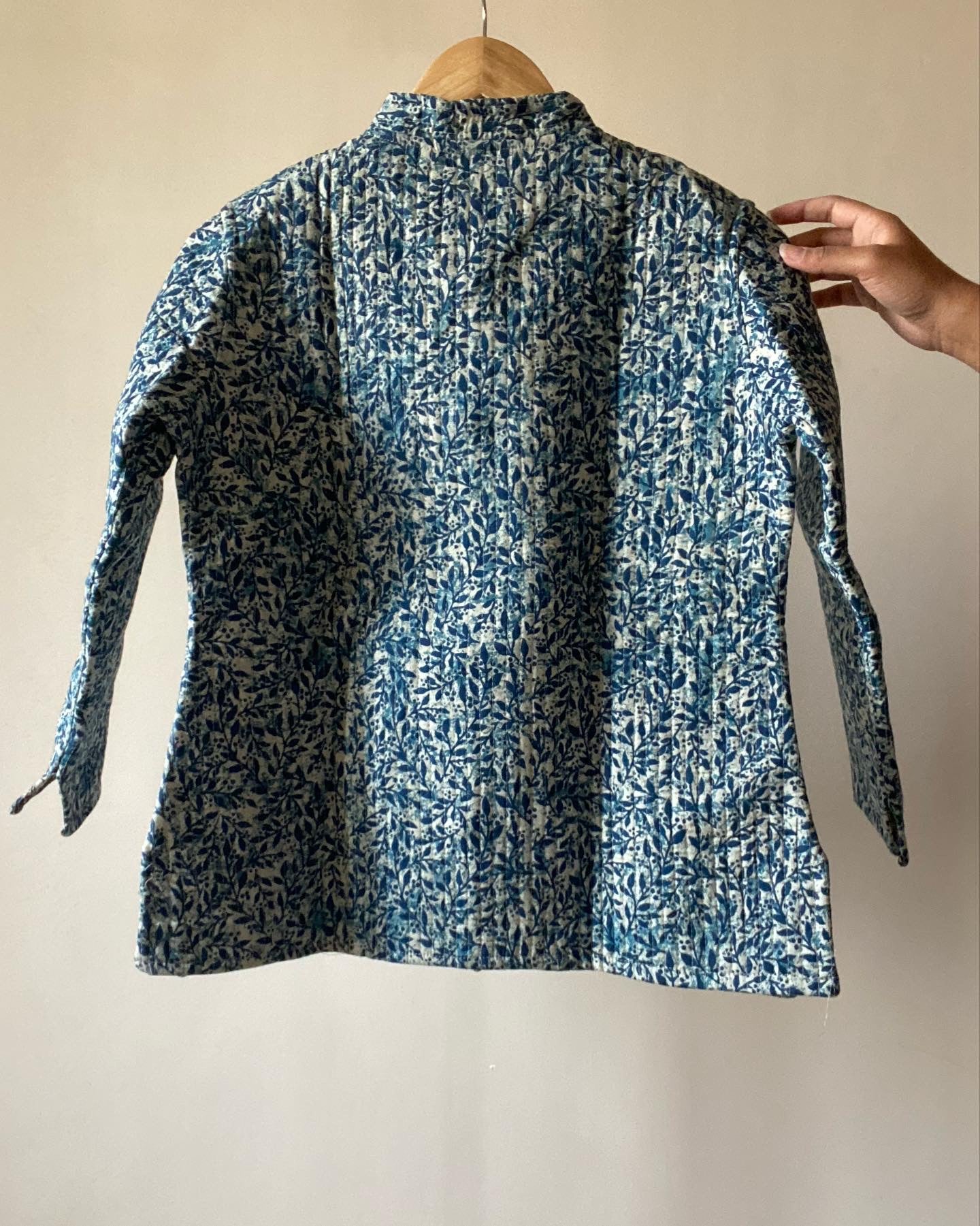 Blue Multi Leaf Motif Block Print Reversible Cotton Quilted Jacket