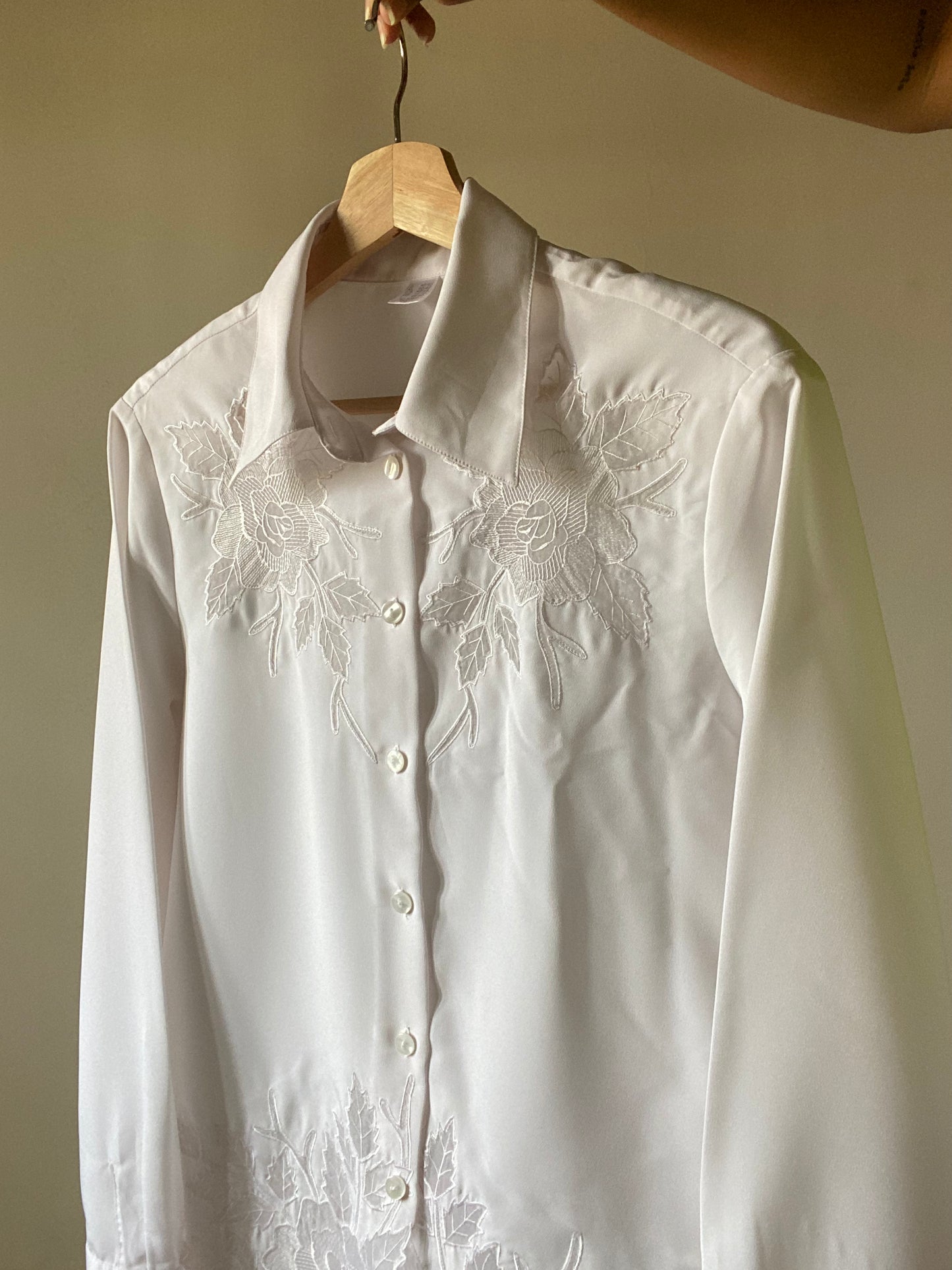 Lace Floral Detail Vintage Shirt