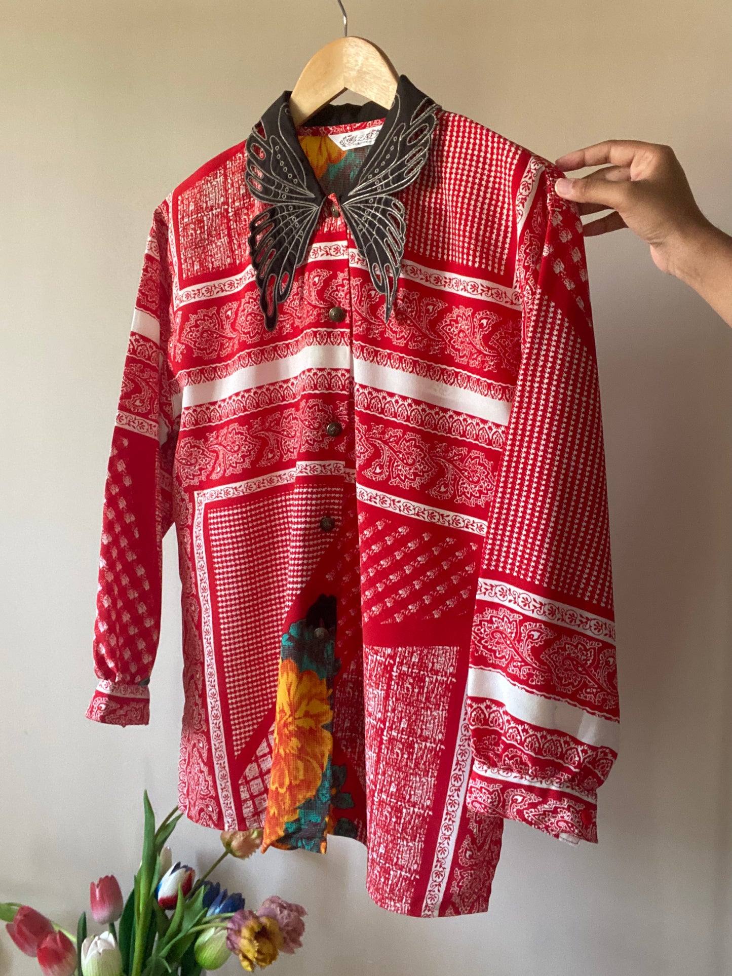 Beautiful Collar Vintage Shirt